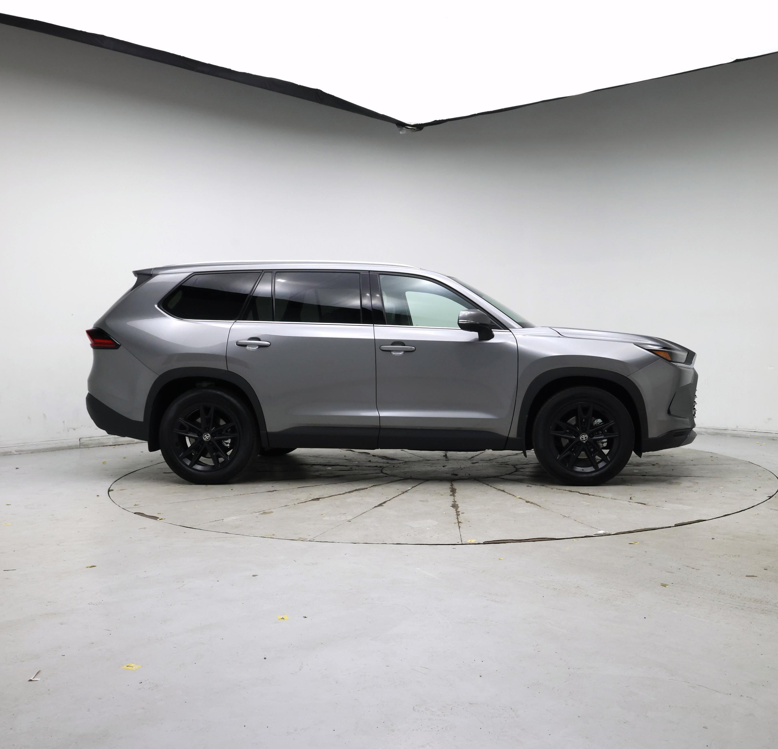 Thumbnail: 2025 Toyota Highlander - 7