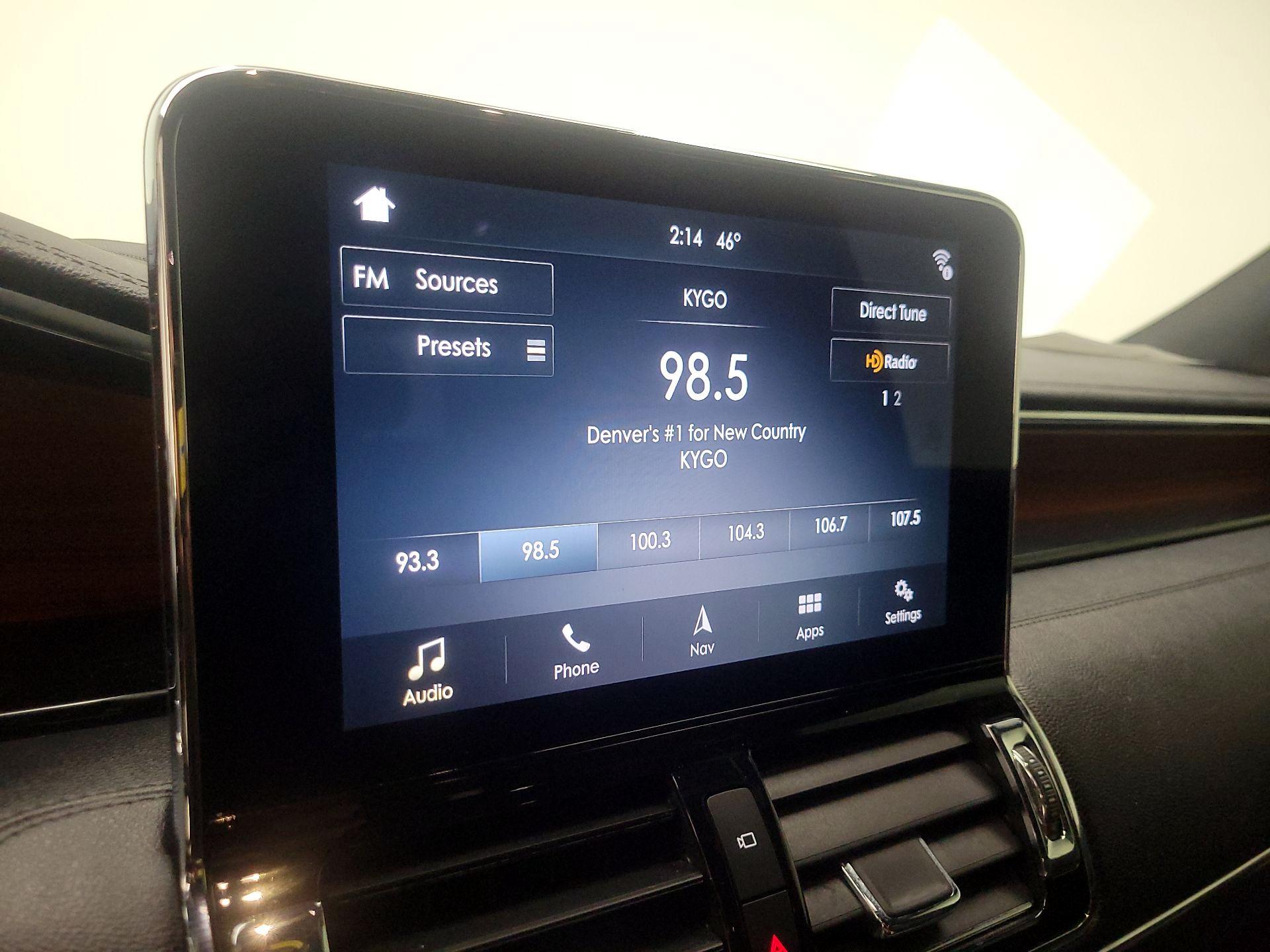 Thumbnail: 2019 Lincoln Navigator L - 16