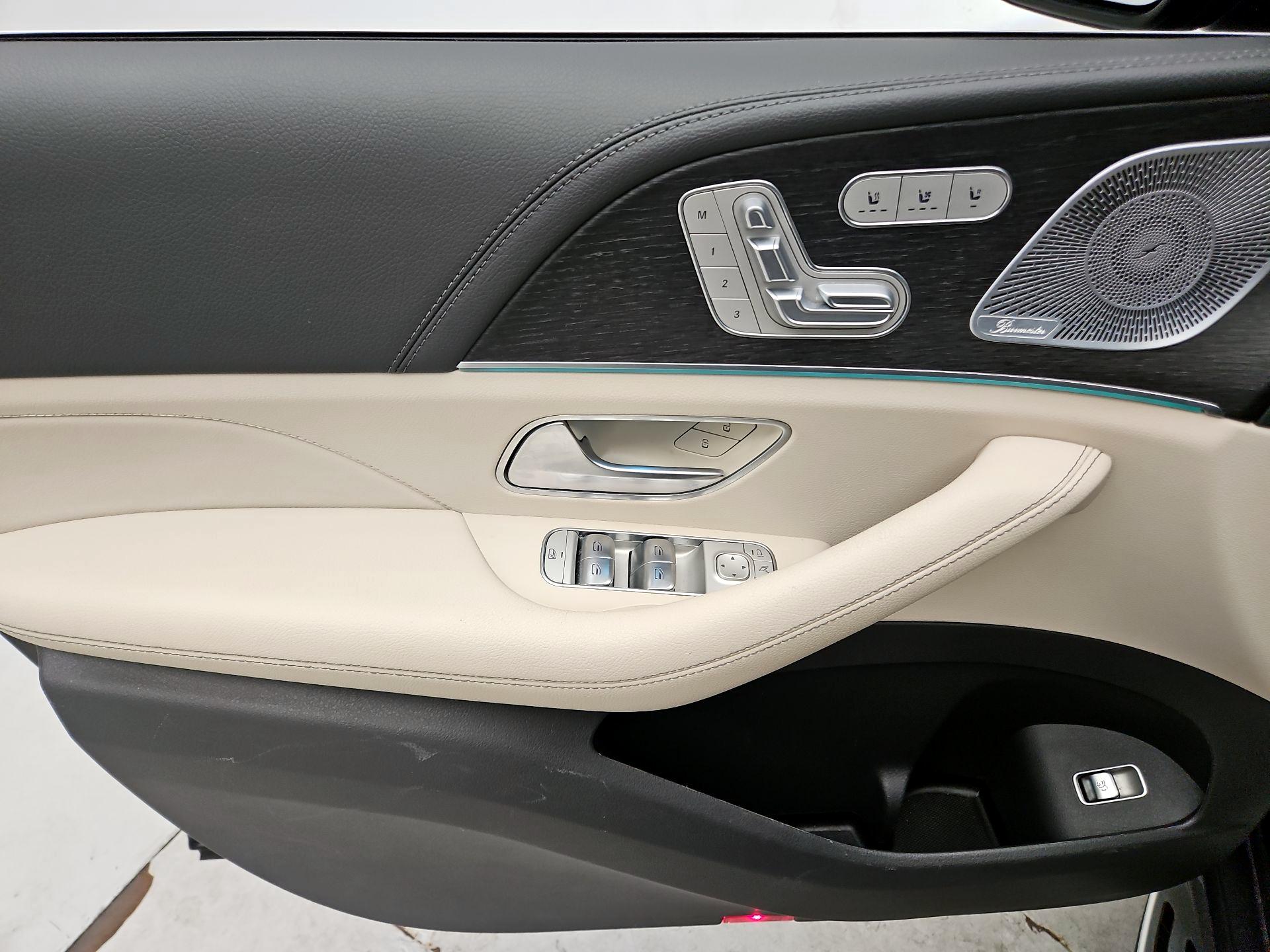 Thumbnail: 2020 Mercedes-Benz GLE - 12