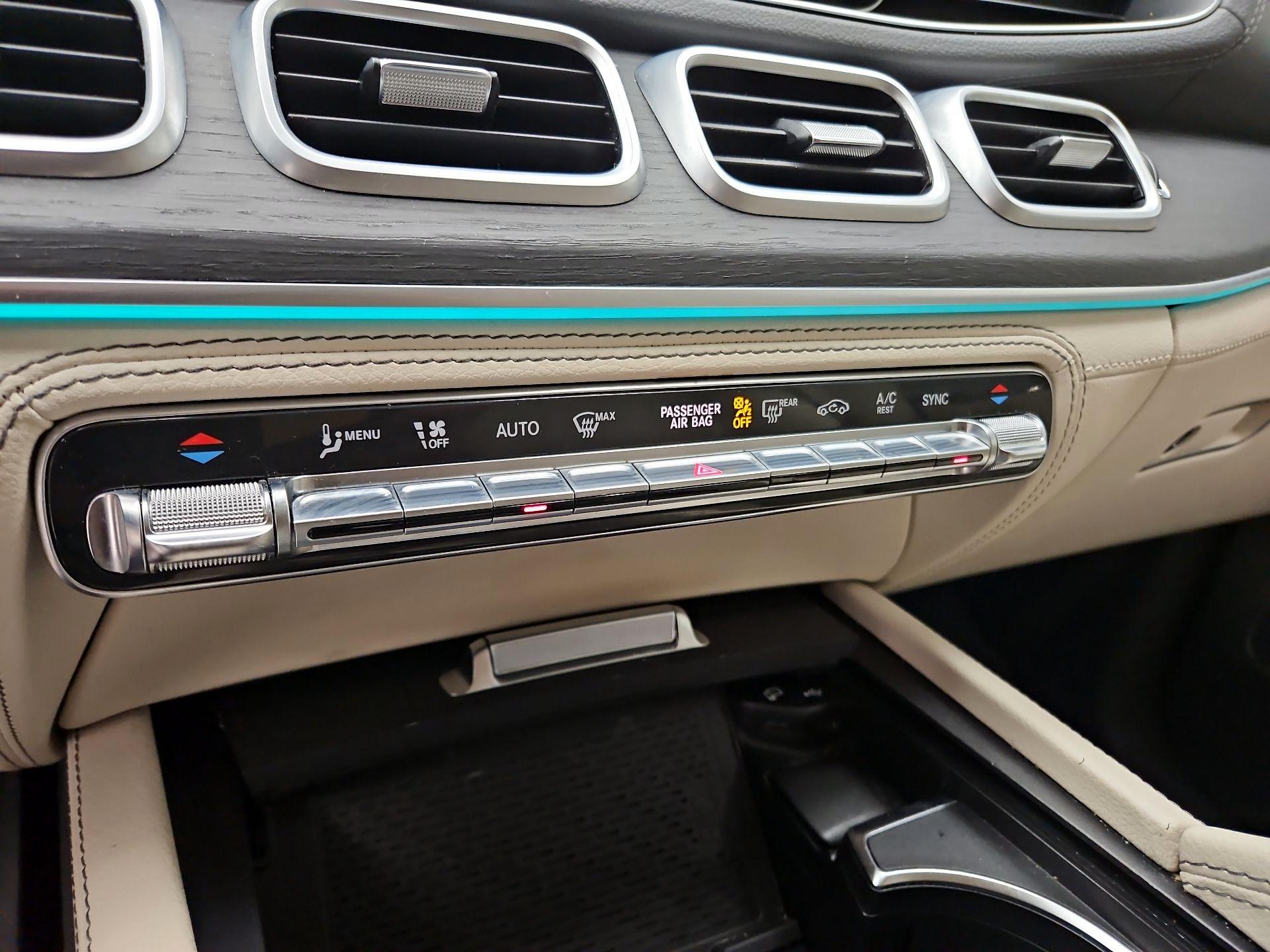 Thumbnail: 2020 Mercedes-Benz GLE - 17