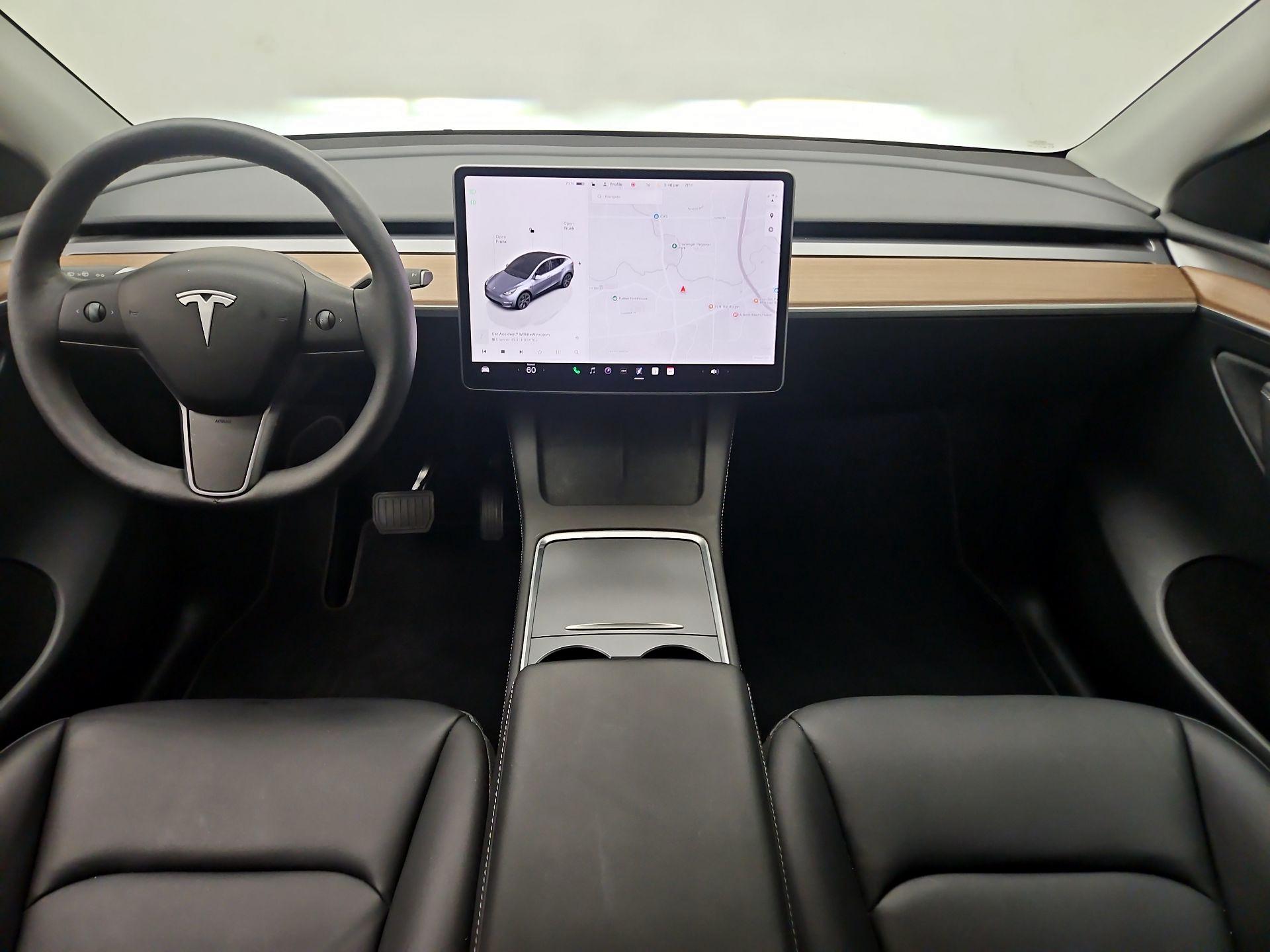 Thumbnail: 2024 Tesla Model Y - 9
