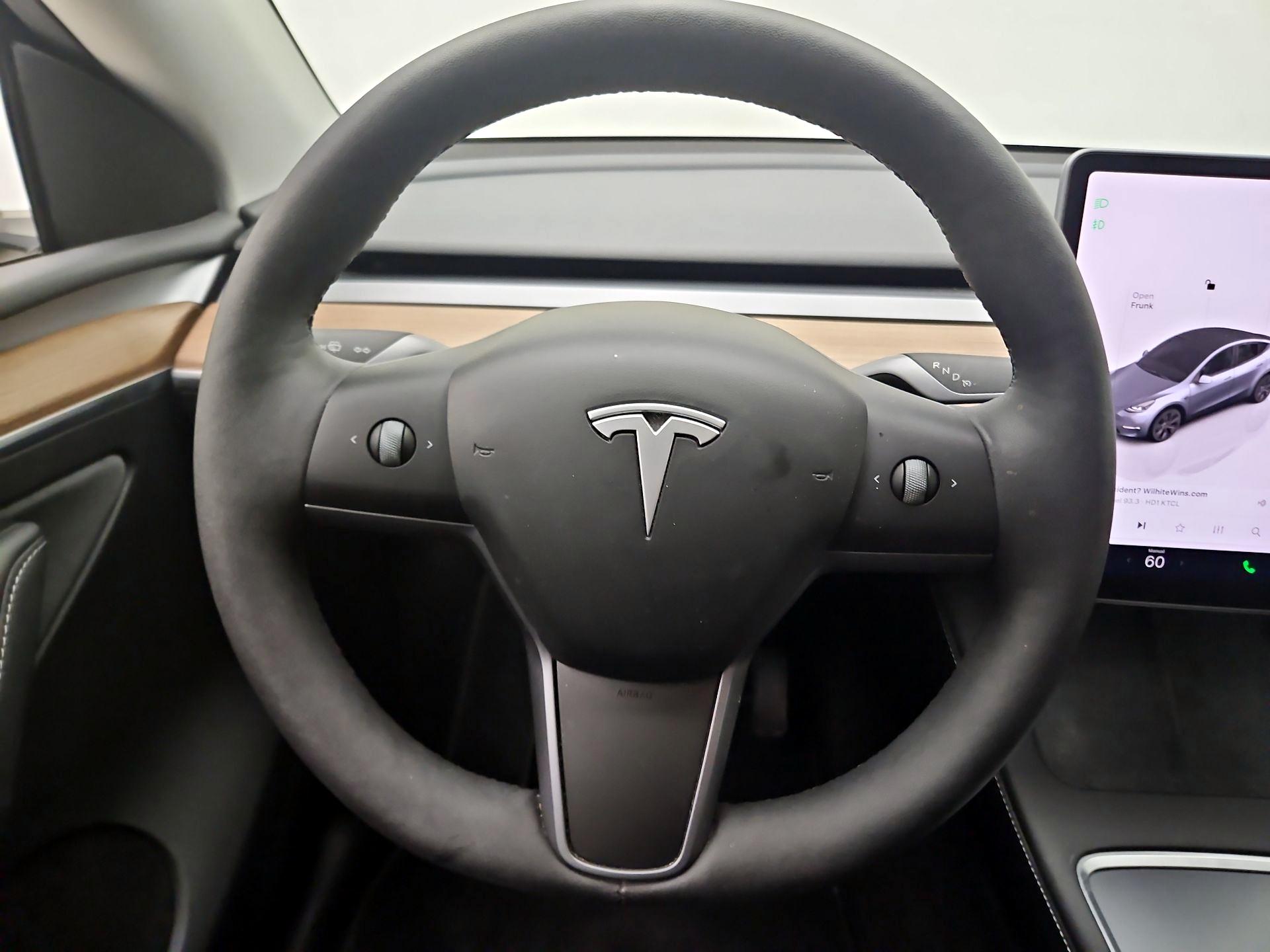 Thumbnail: 2024 Tesla Model Y - 10