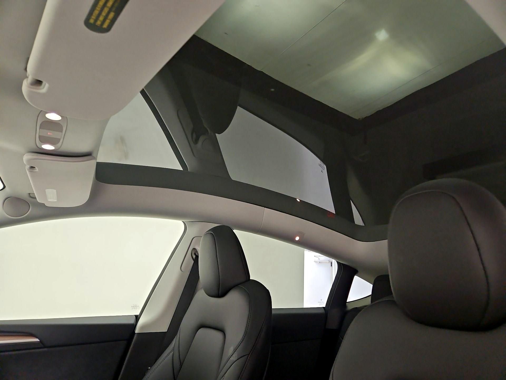 Thumbnail: 2024 Tesla Model Y - 19