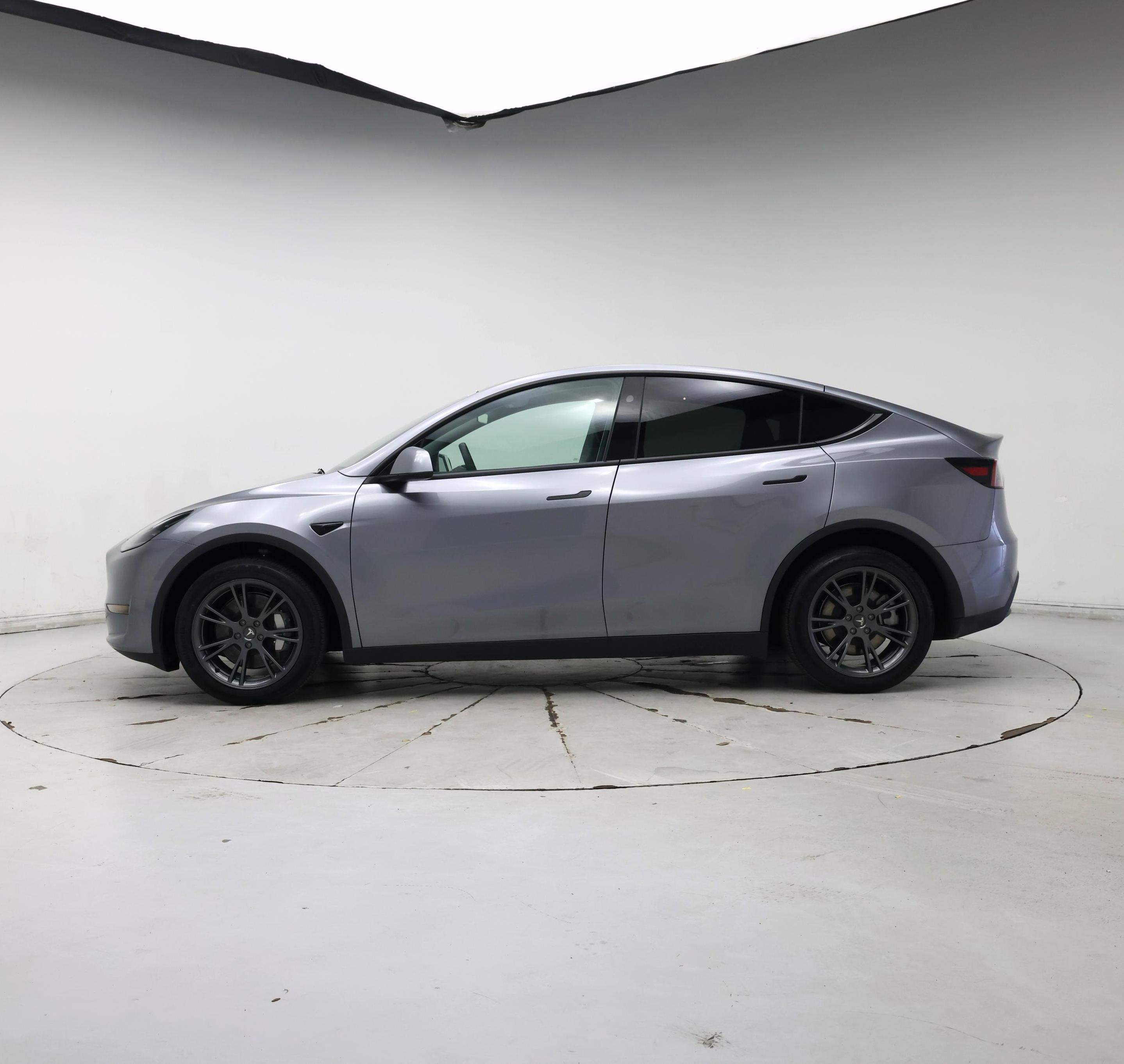 Thumbnail: 2024 Tesla Model Y - 3