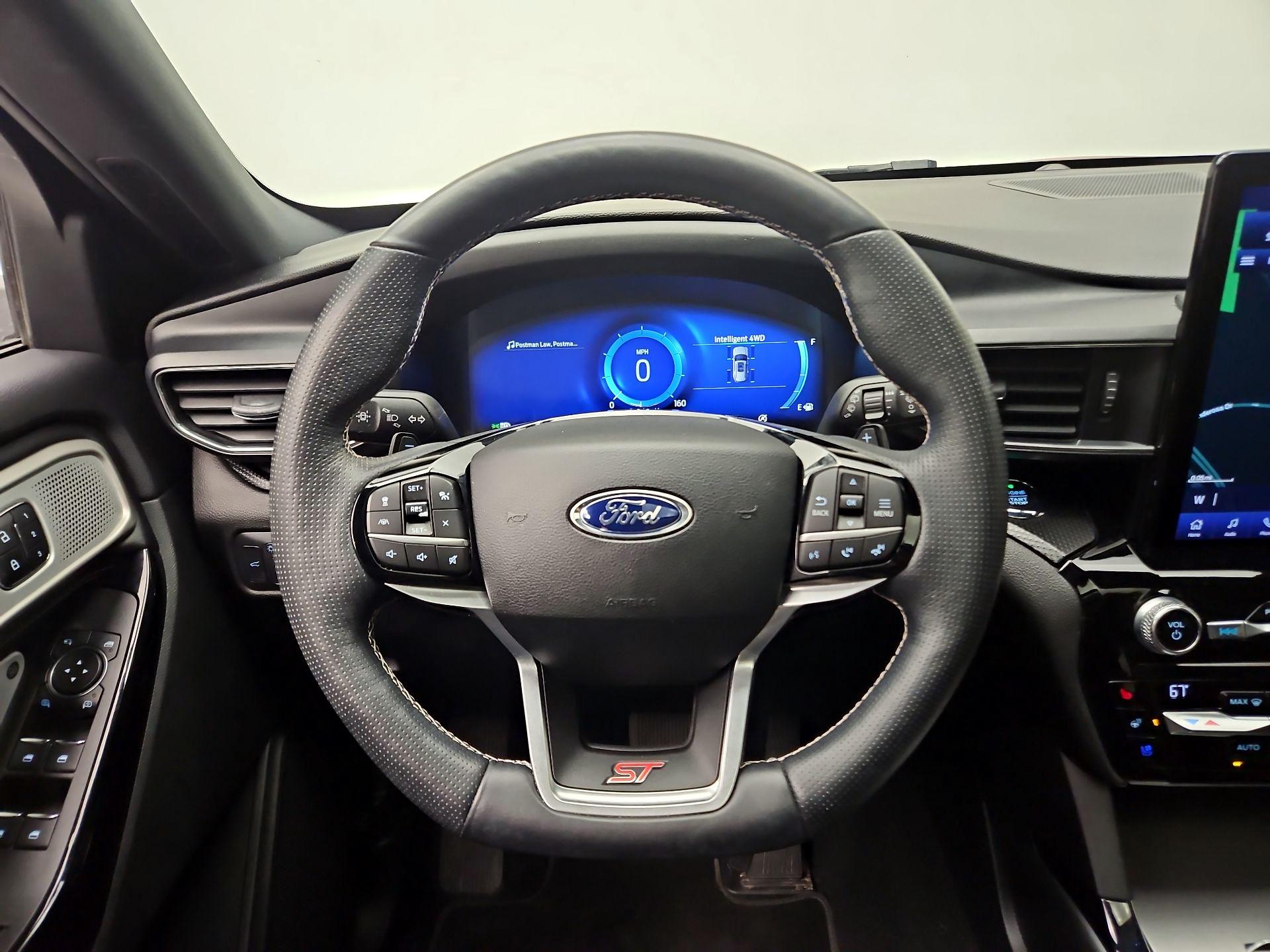 Thumbnail: 2021 Ford Explorer - 10