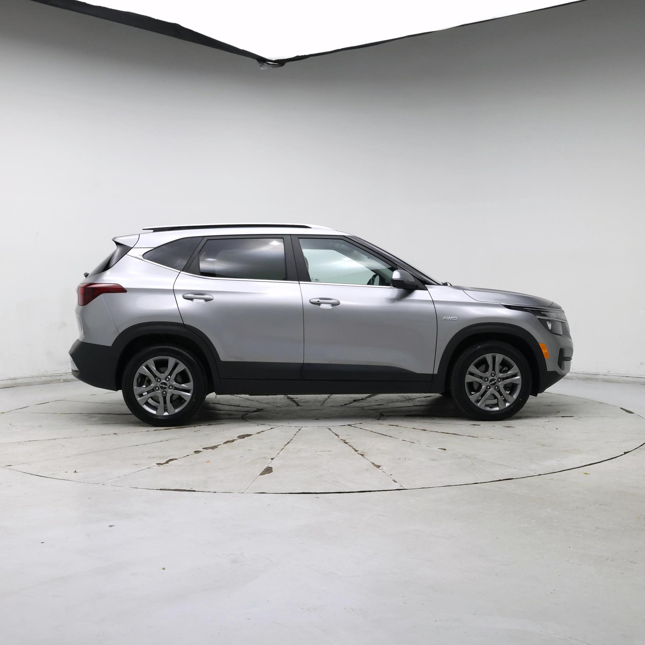 Thumbnail: 2022 Kia Seltos - 7