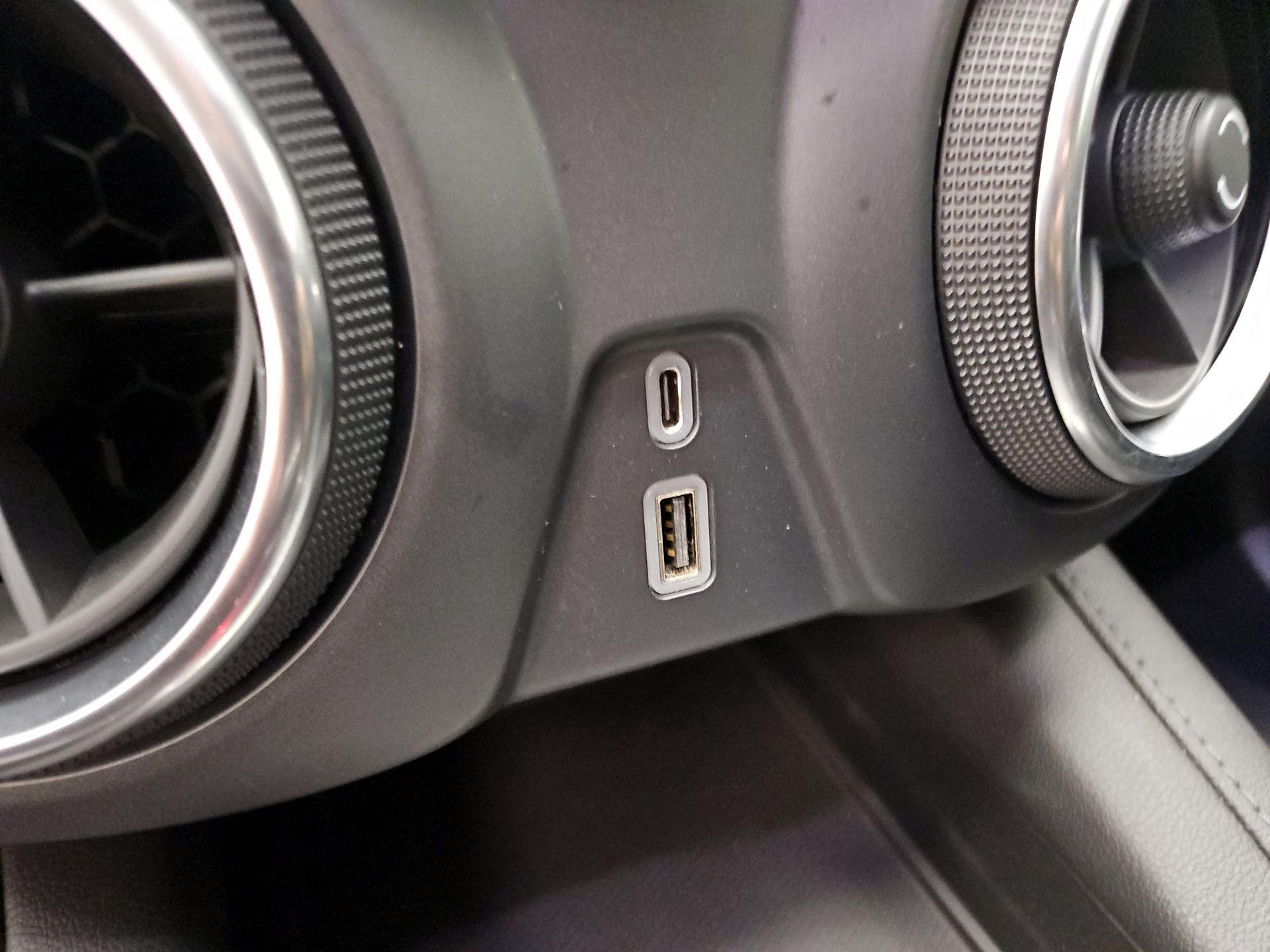 Thumbnail: 2020 Chevrolet Blazer - 18