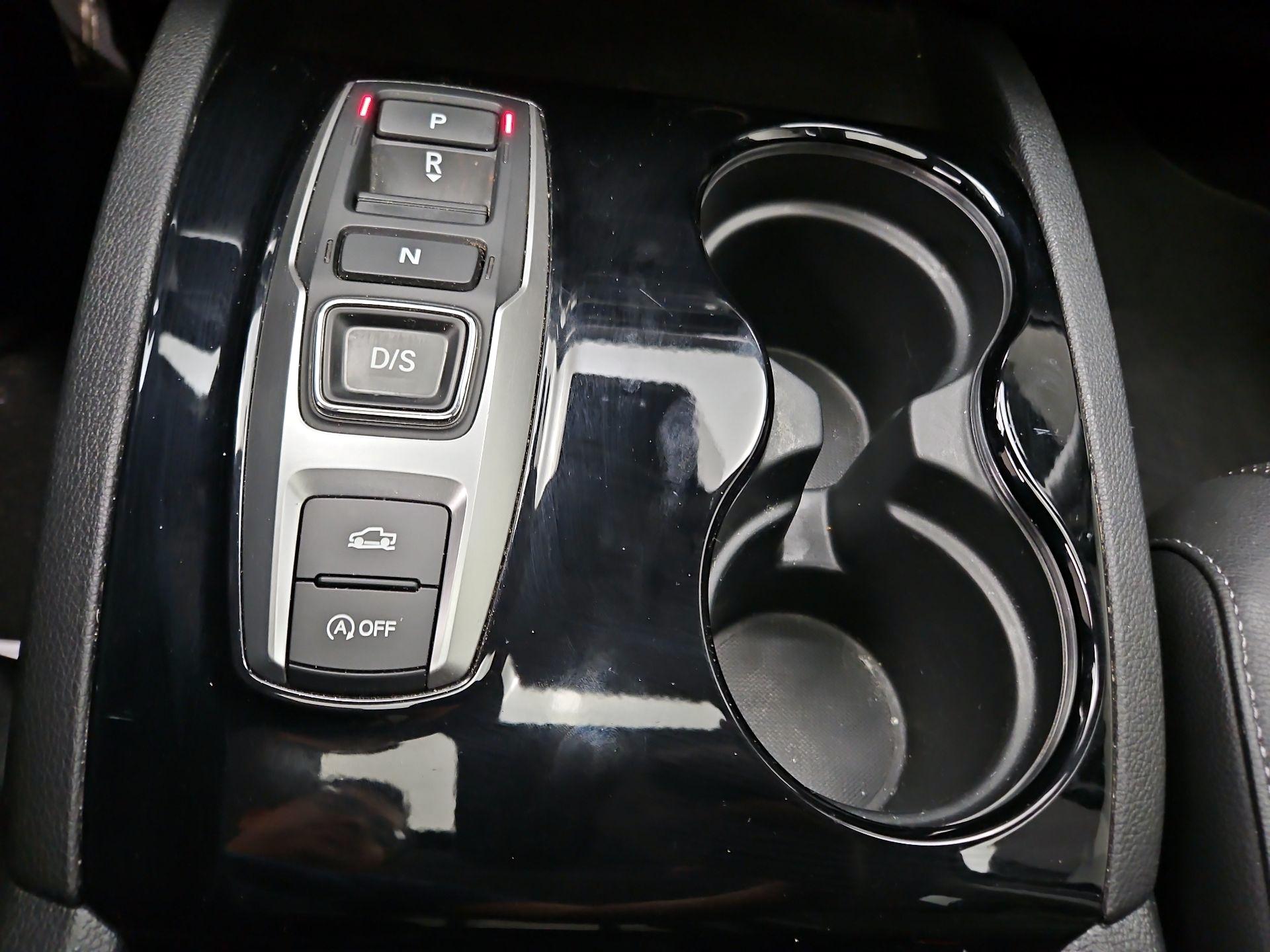 Thumbnail: 2020 Honda Ridgeline - 15