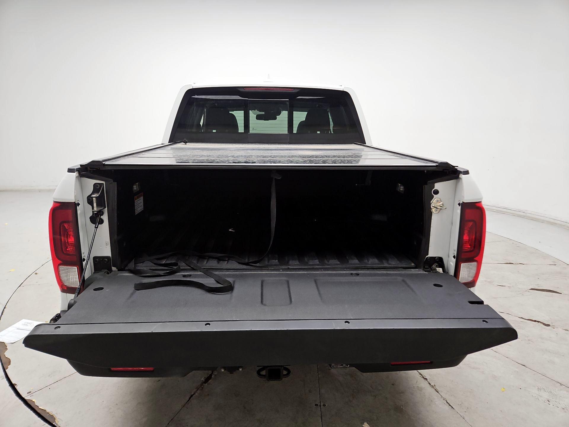 Thumbnail: 2020 Honda Ridgeline - 19