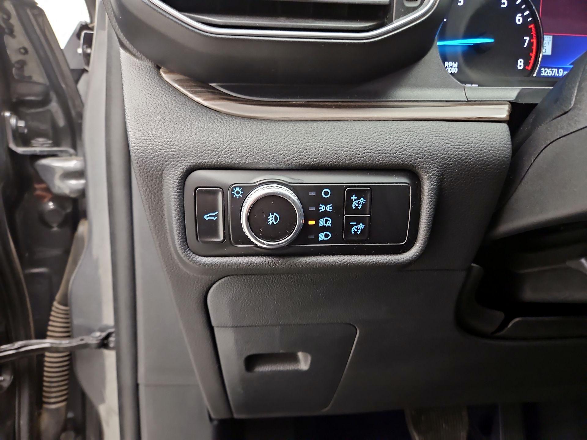 Thumbnail: 2023 Ford Explorer - 13