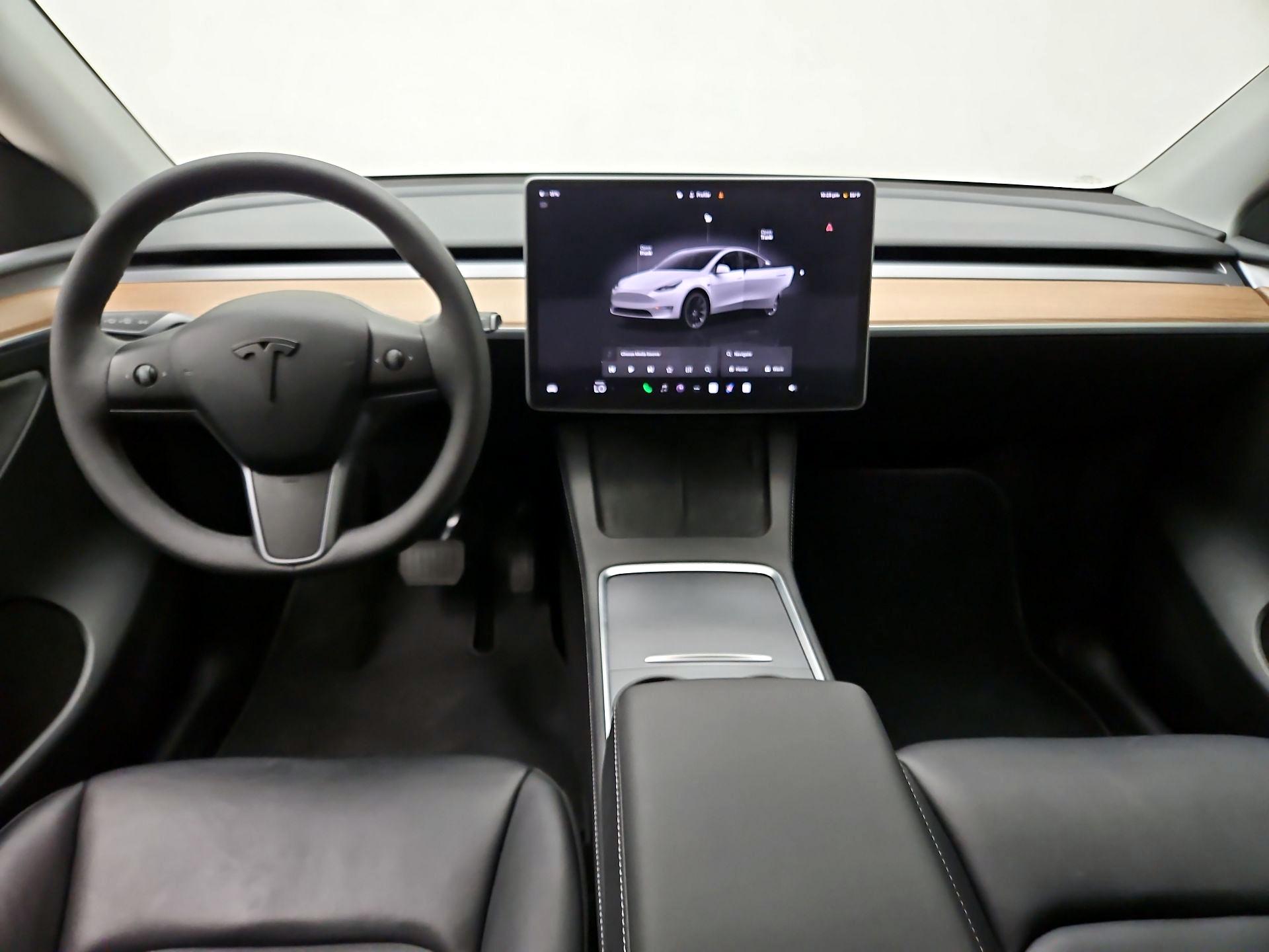 Thumbnail: 2024 Tesla Model Y - 9