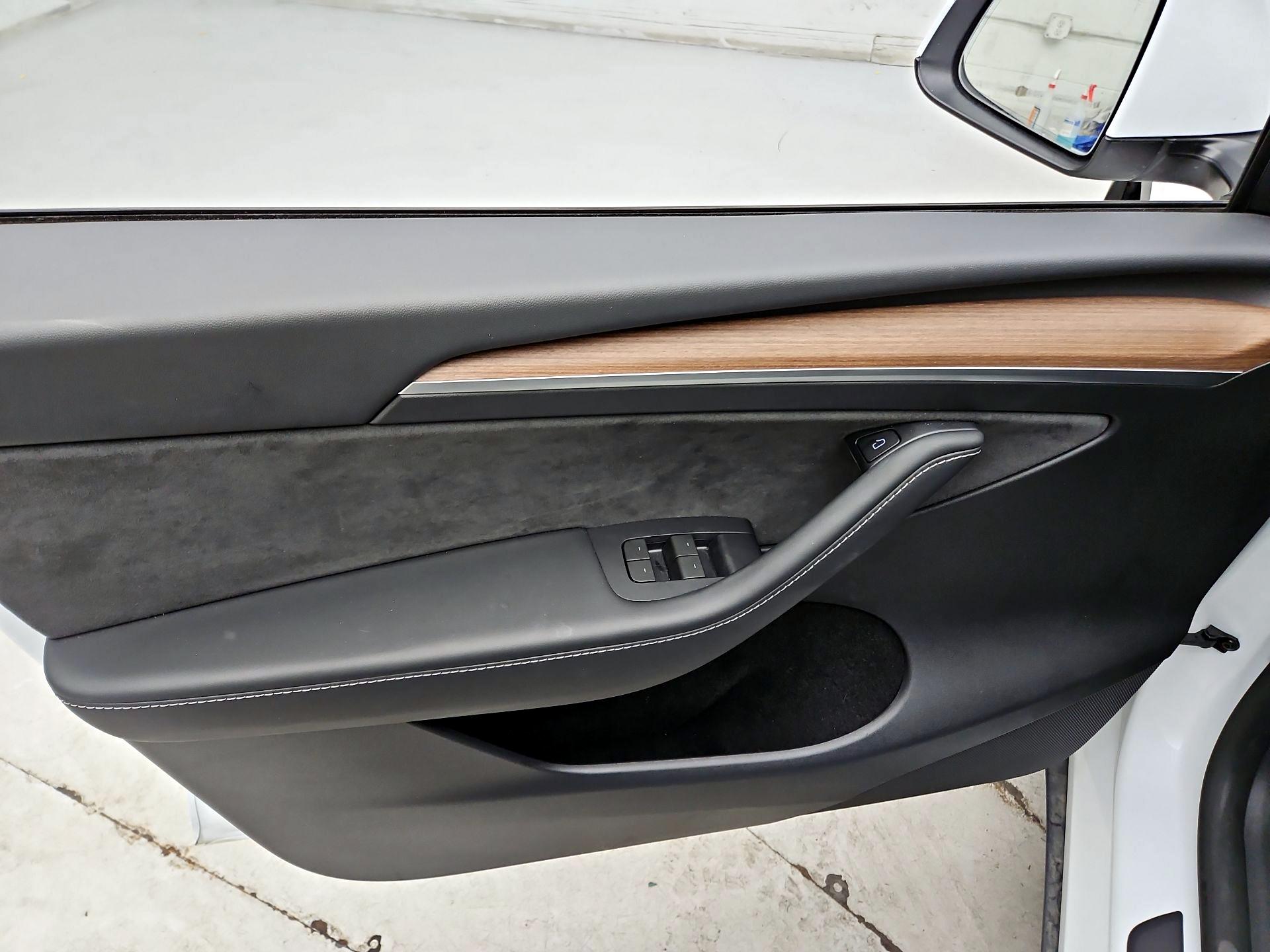 Thumbnail: 2024 Tesla Model Y - 12