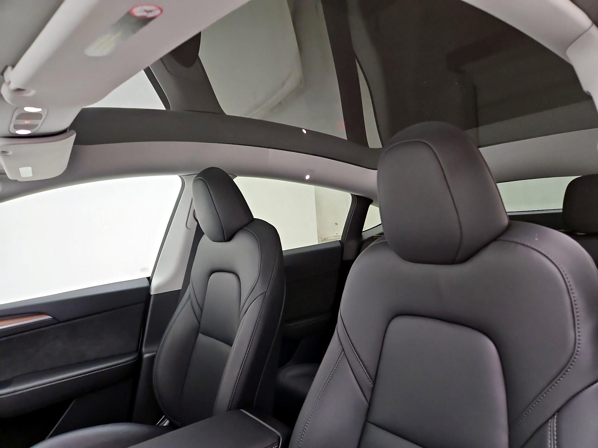 Thumbnail: 2024 Tesla Model Y - 18