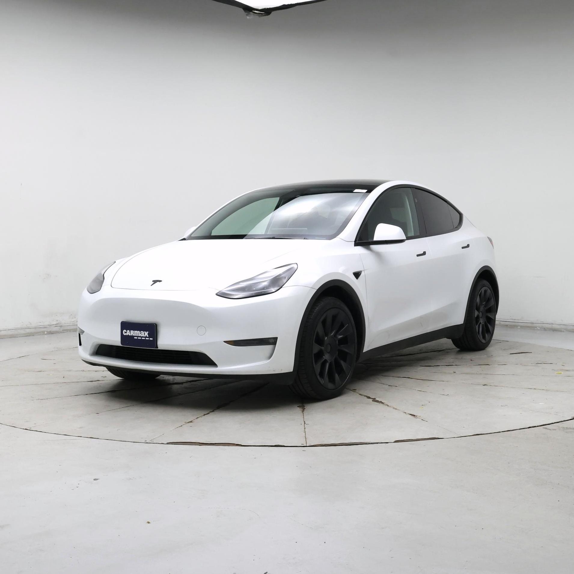 Thumbnail: 2024 Tesla Model Y - 4