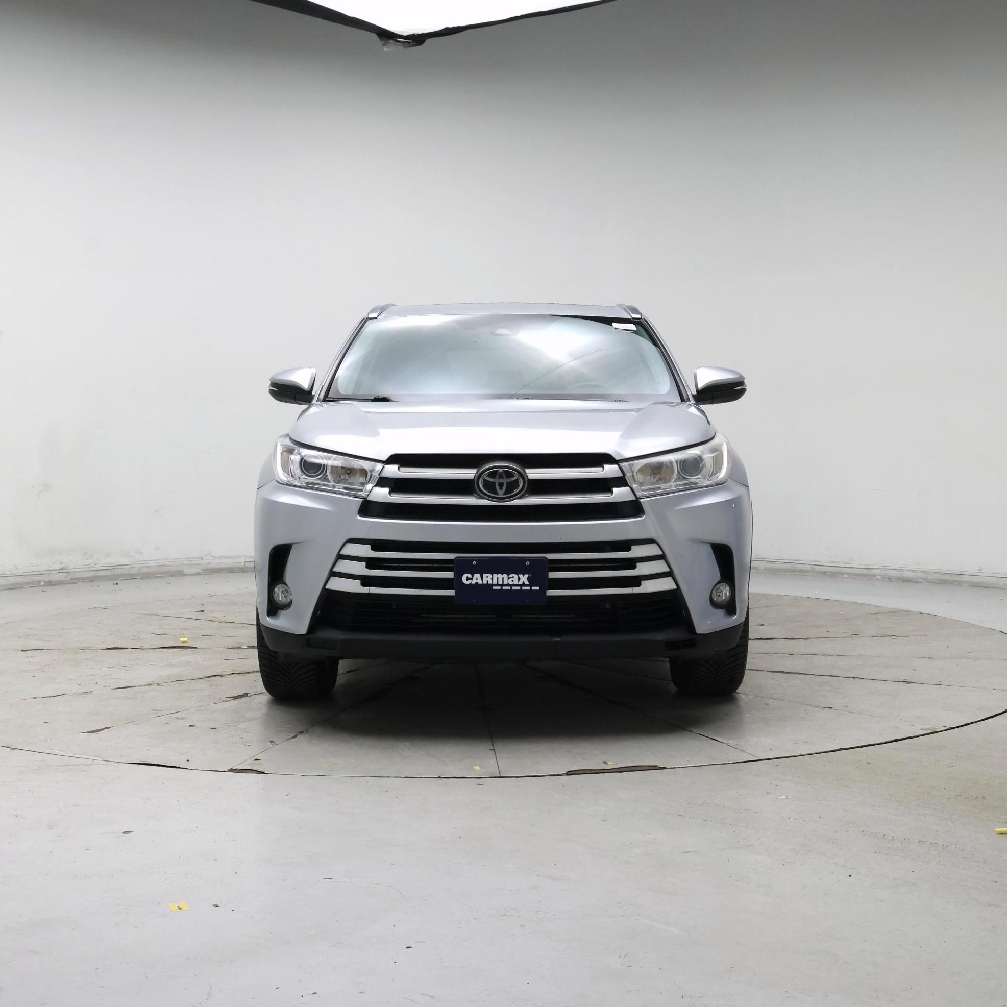 Thumbnail: 2019 Toyota Highlander - 5