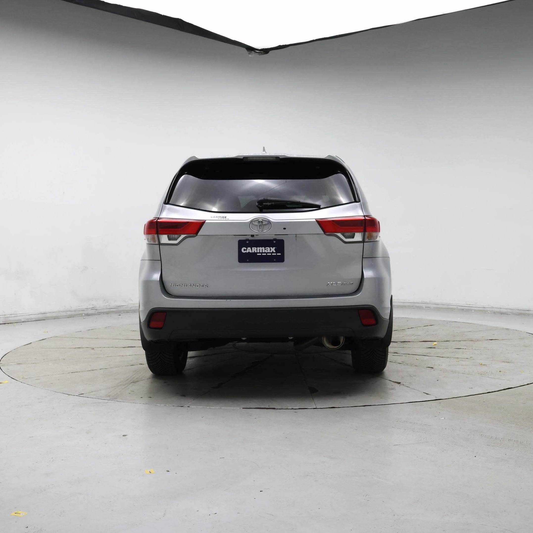 Thumbnail: 2019 Toyota Highlander - 6
