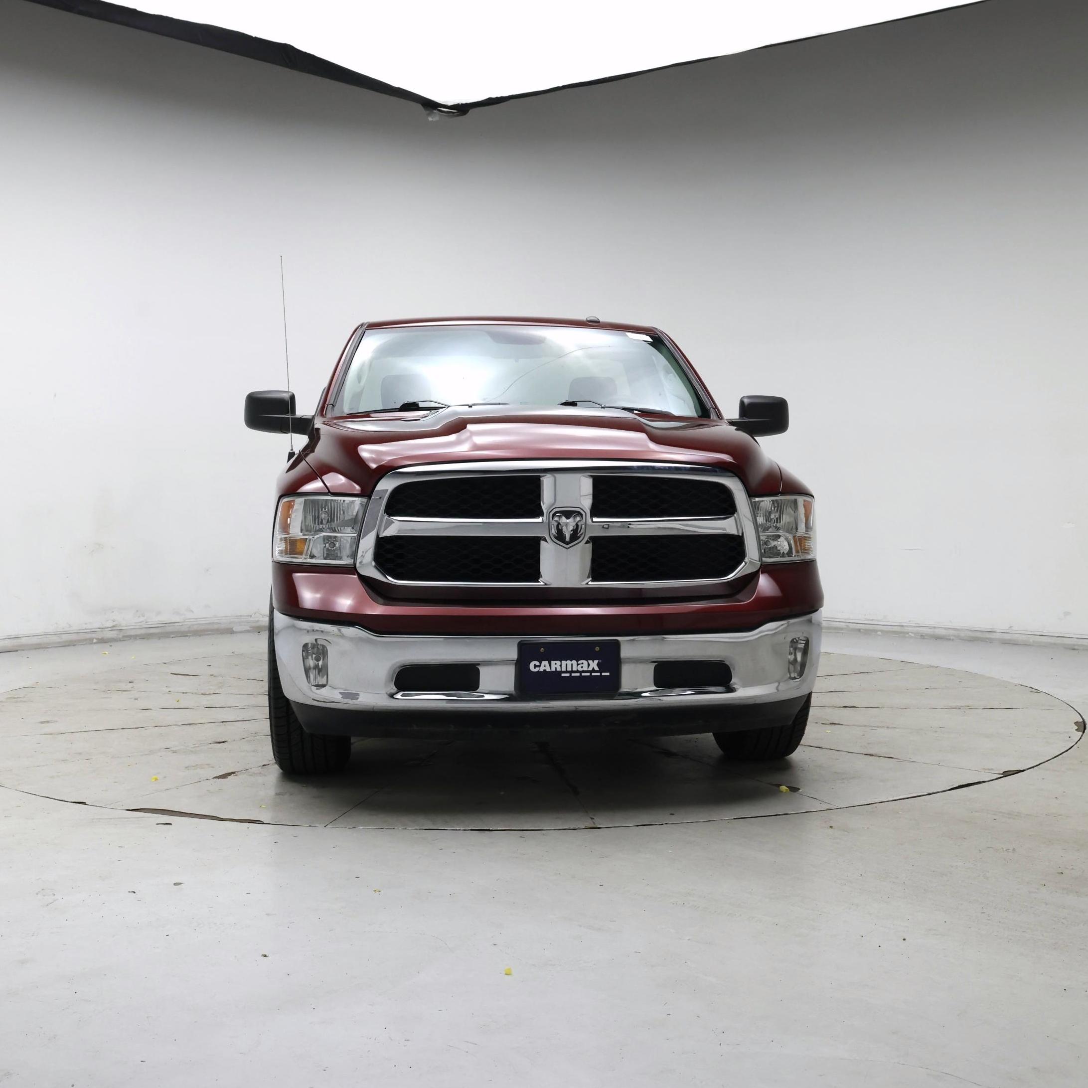 Thumbnail: 2019 RAM 1500 Classic - 5