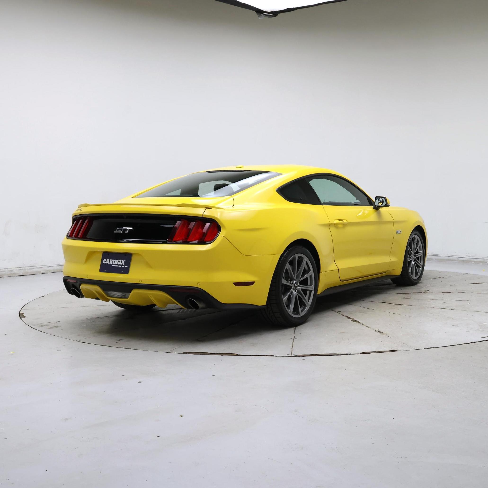 Thumbnail: 2015 Ford Mustang - 8