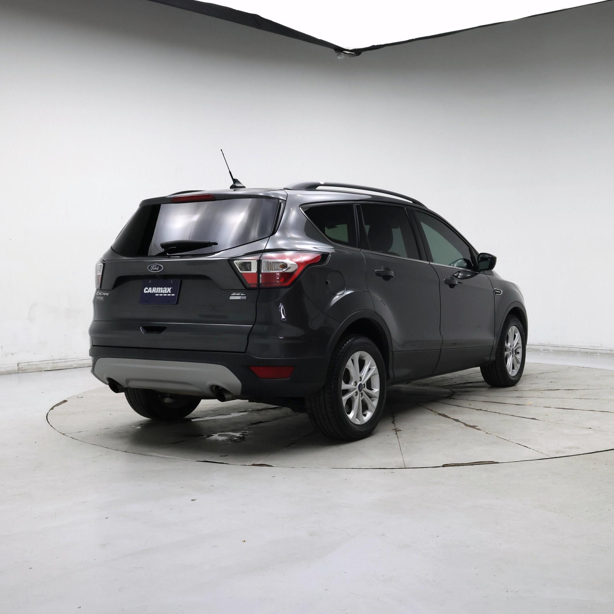 Thumbnail: 2018 Ford Escape - 8