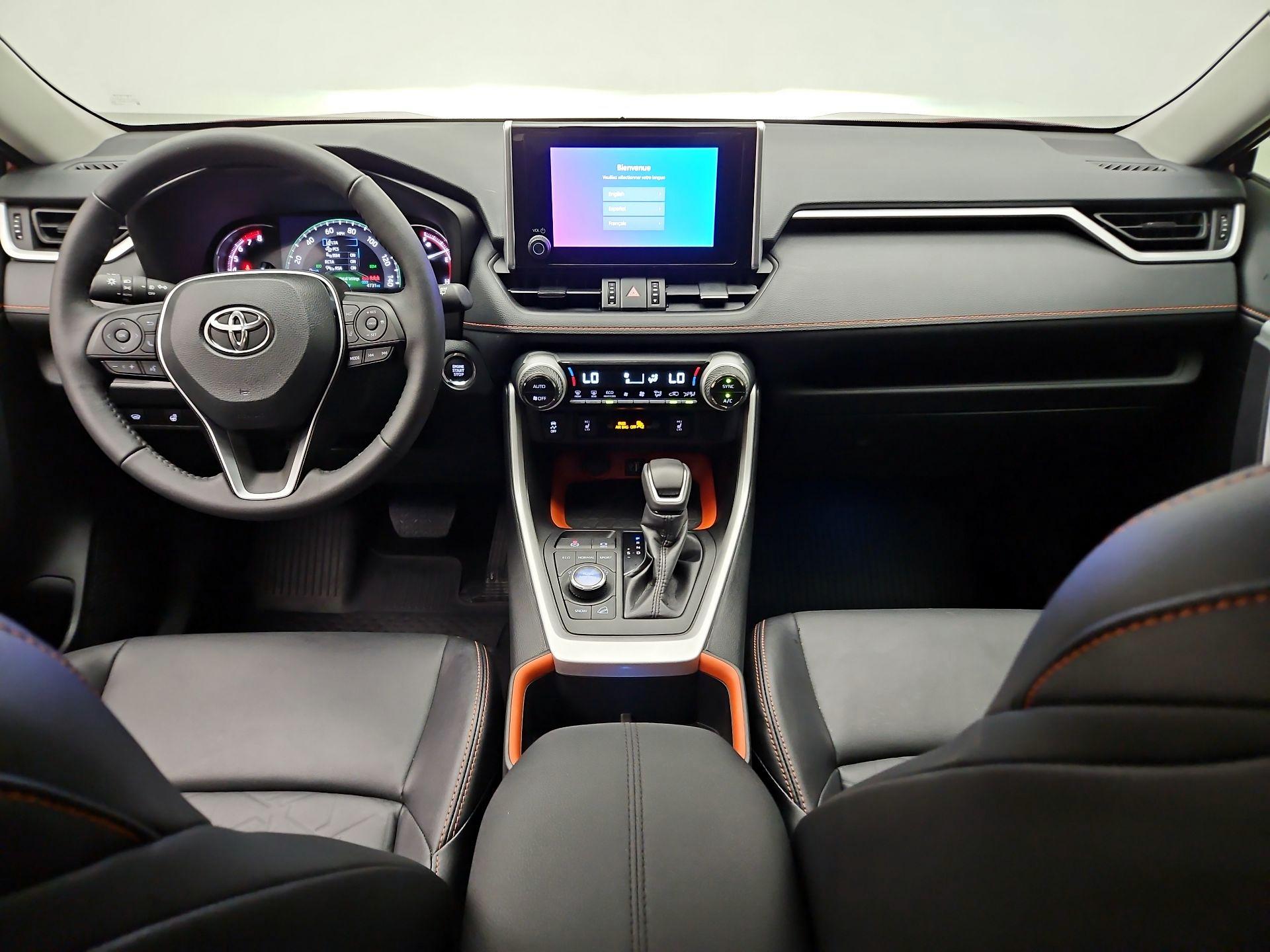 Thumbnail: 2024 Toyota RAV4 - 9