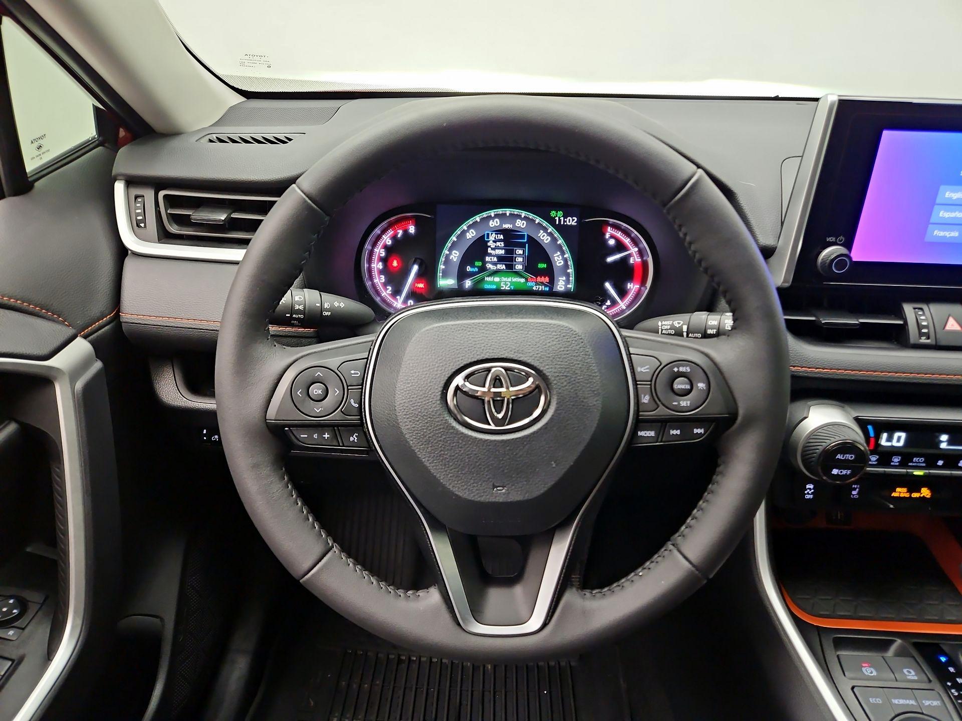 Thumbnail: 2024 Toyota RAV4 - 10