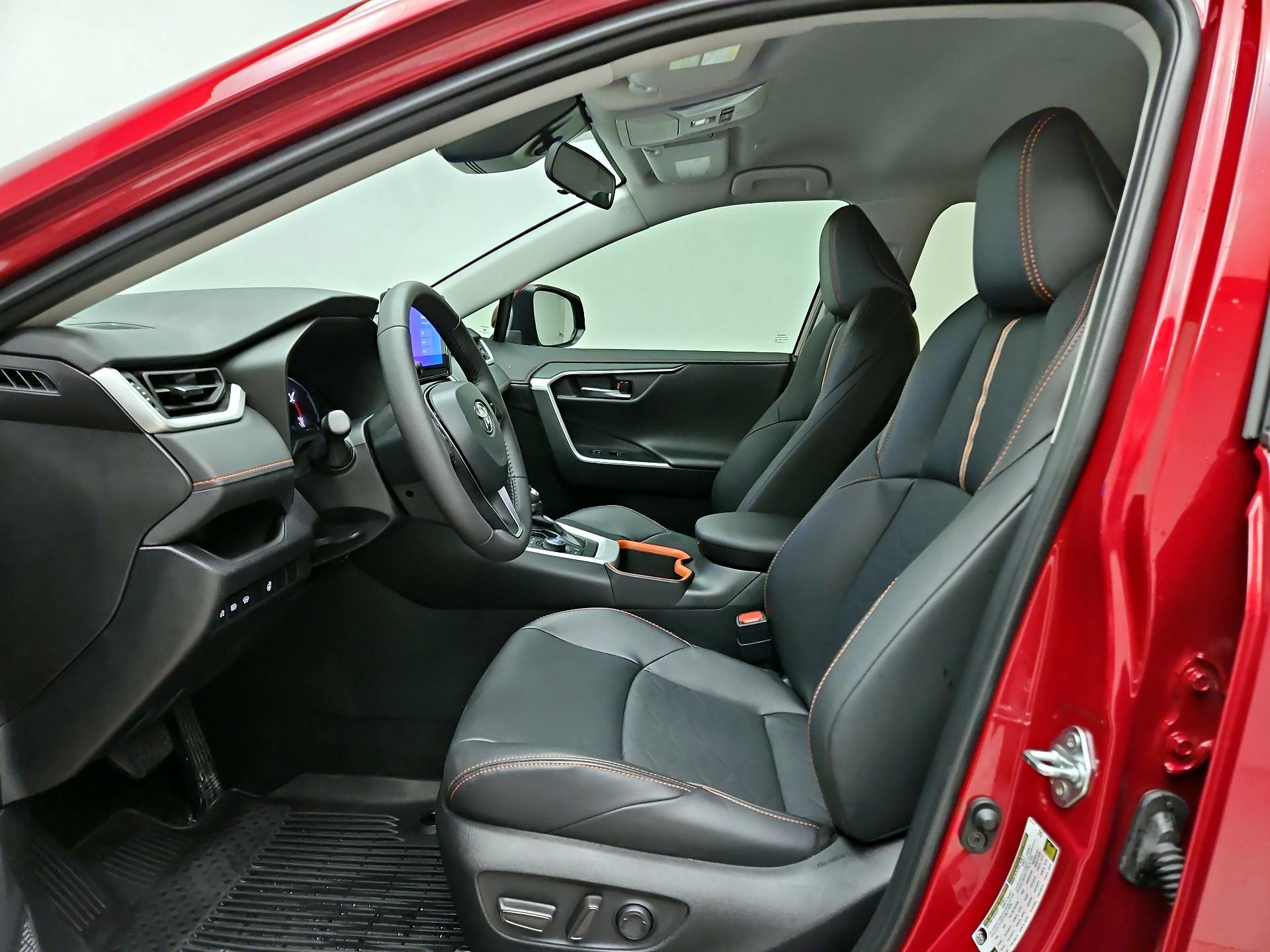 Thumbnail: 2024 Toyota RAV4 - 11