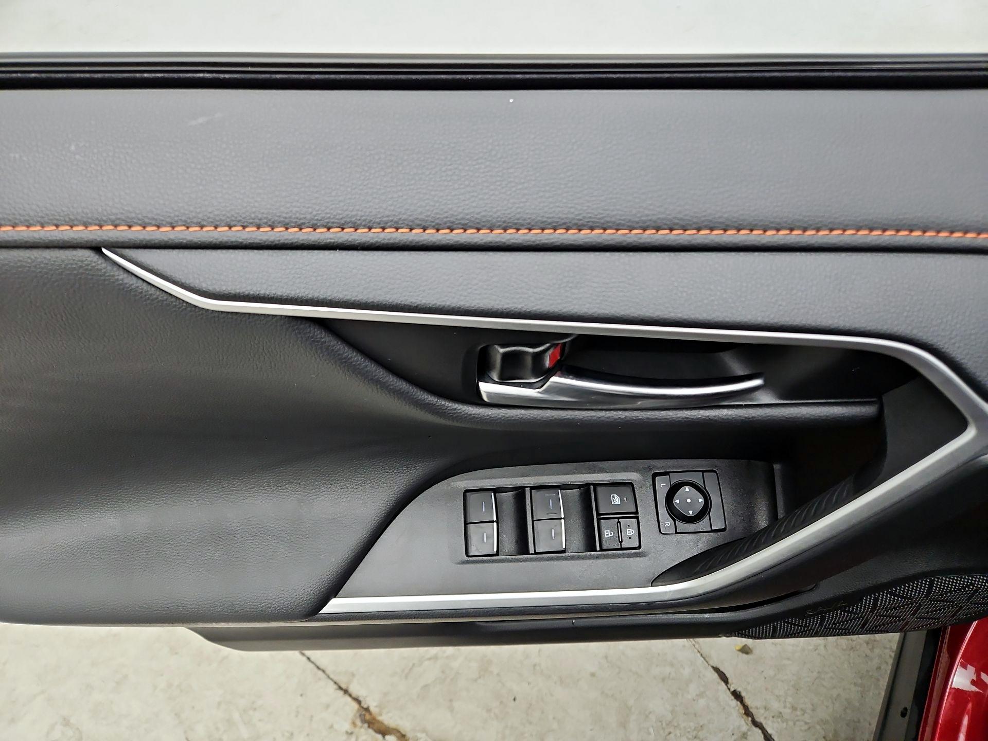 Thumbnail: 2024 Toyota RAV4 - 12