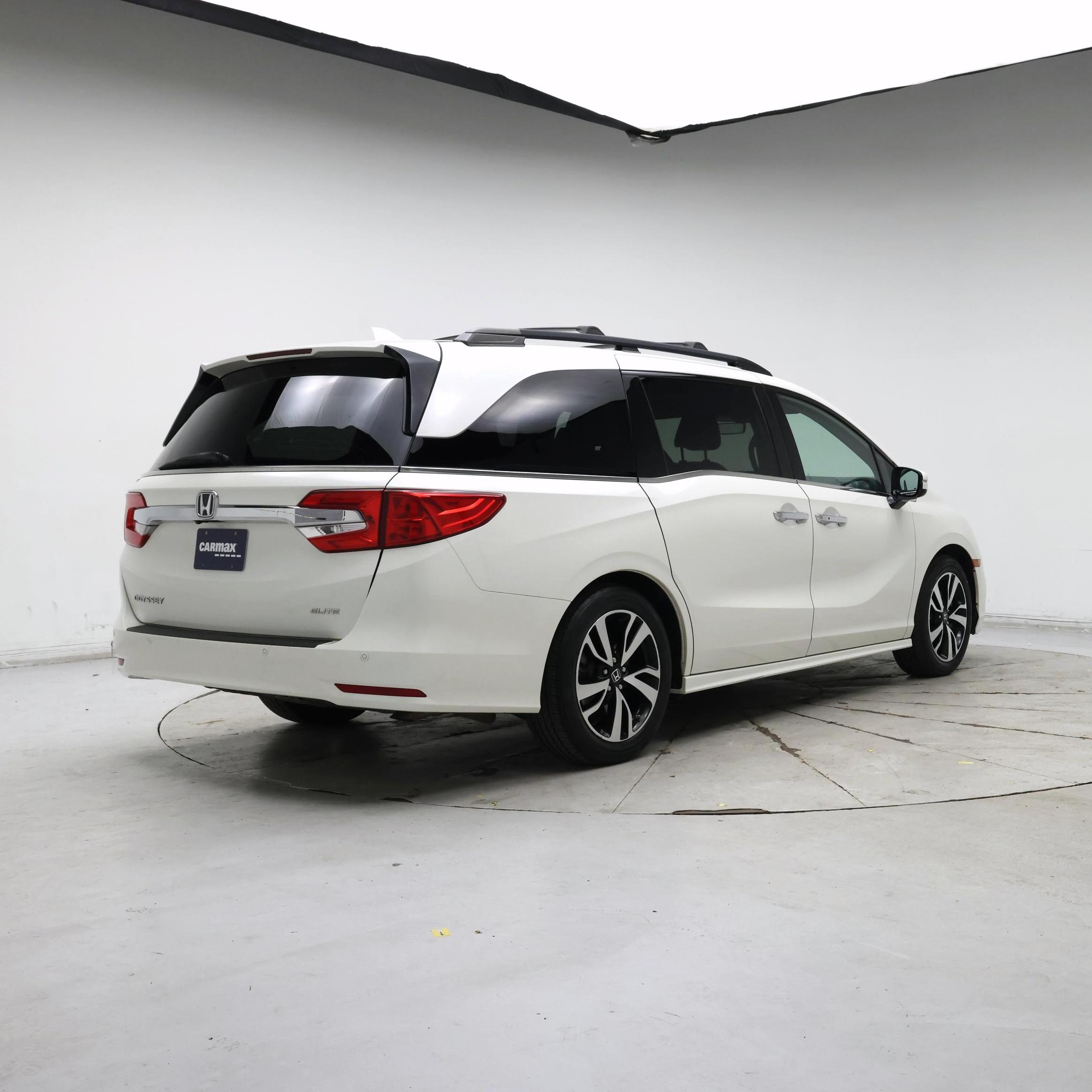 Thumbnail: 2019 Honda Odyssey - 8