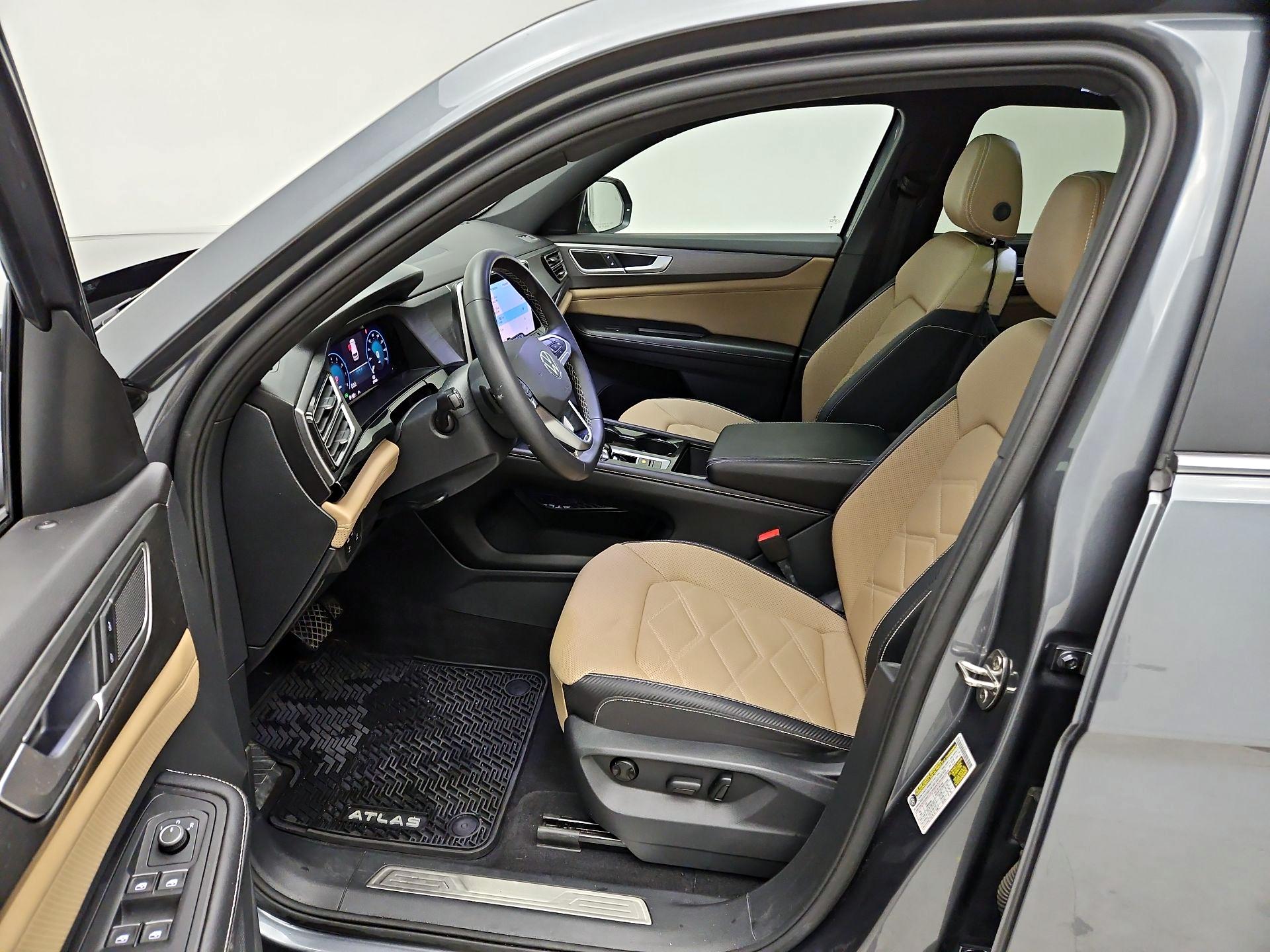 Thumbnail: 2024 Volkswagen Atlas - 11