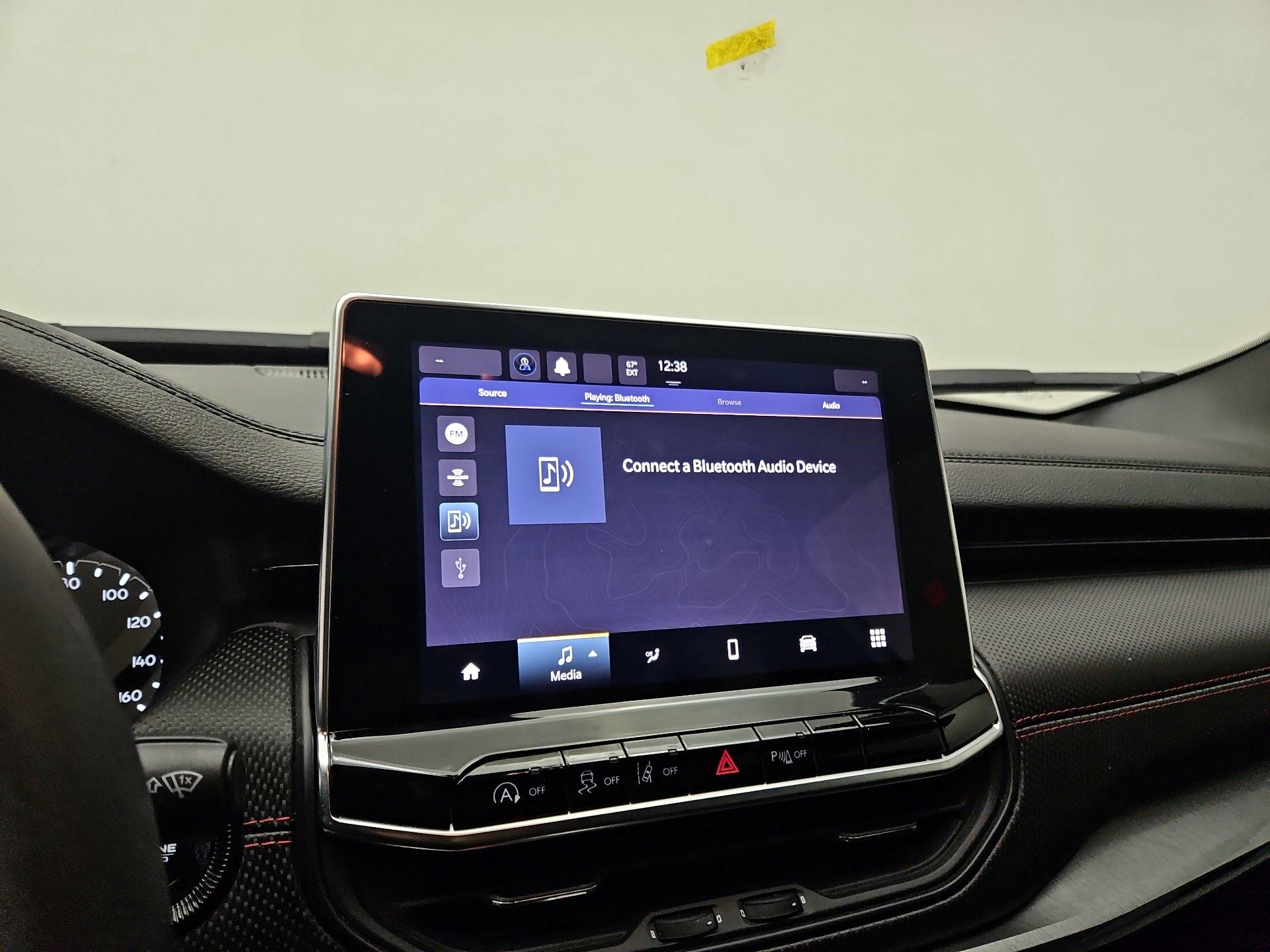 Thumbnail: 2023 Jeep Compass - 15