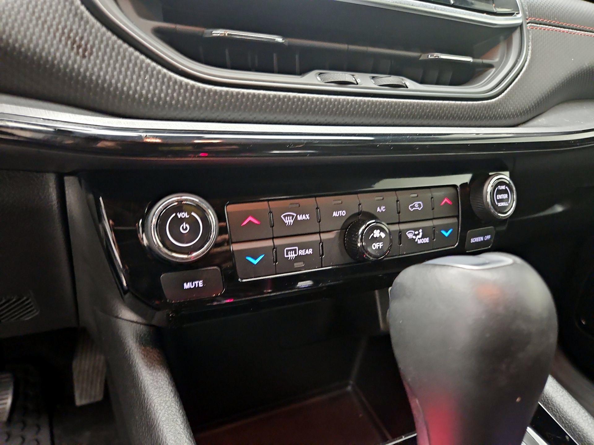 Thumbnail: 2023 Jeep Compass - 16