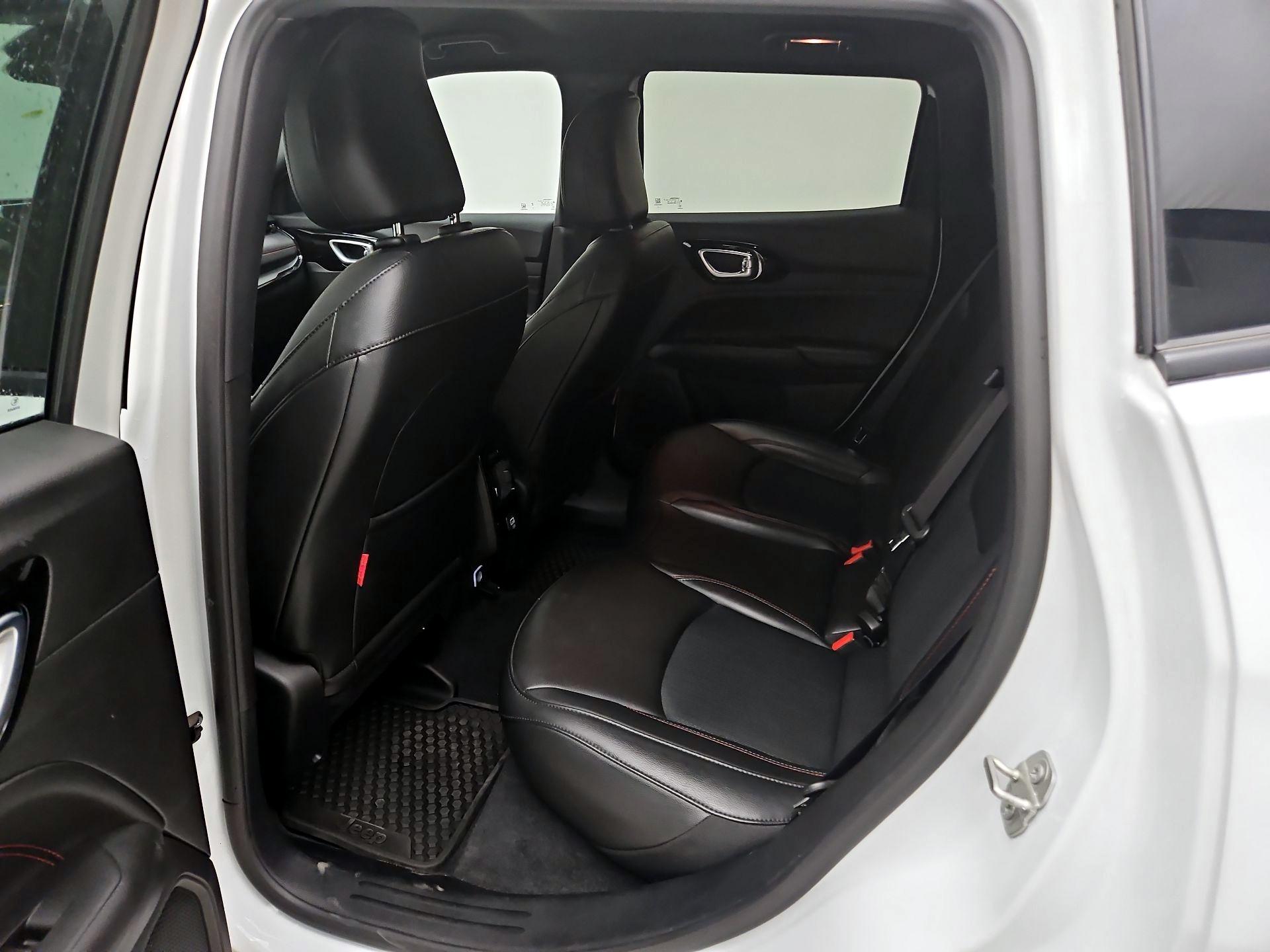 Thumbnail: 2023 Jeep Compass - 19