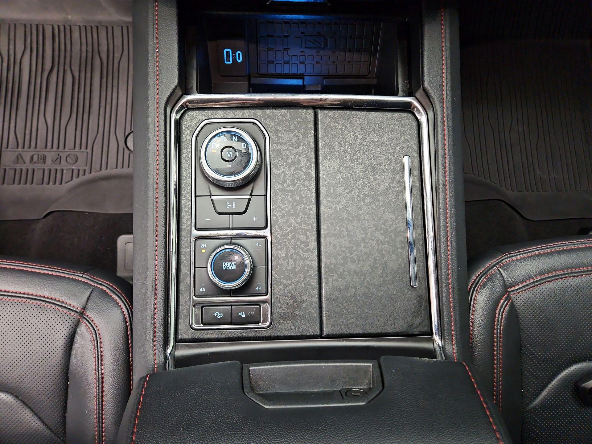 Thumbnail: 2024 Ford Expedition - 18