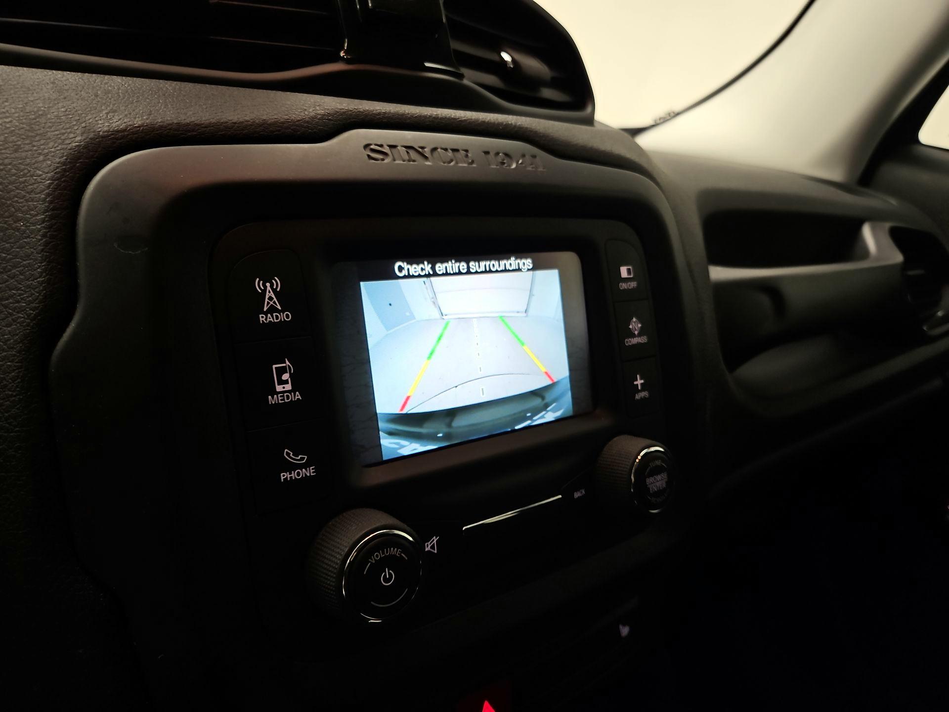 Thumbnail: 2017 Jeep Renegade - 15