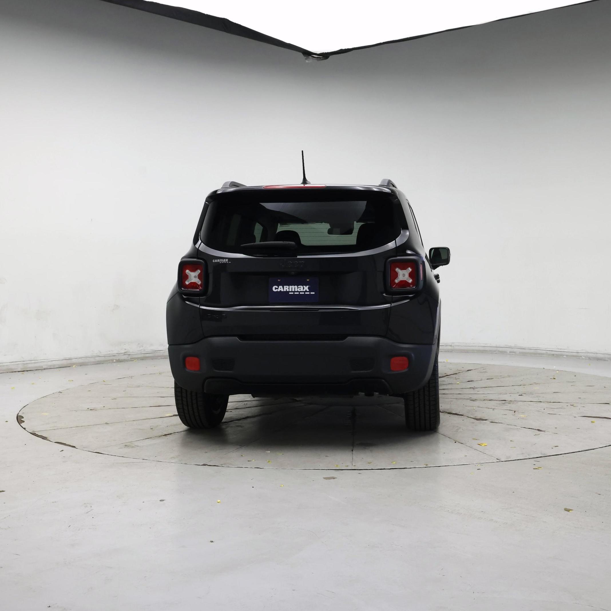 Thumbnail: 2017 Jeep Renegade - 6