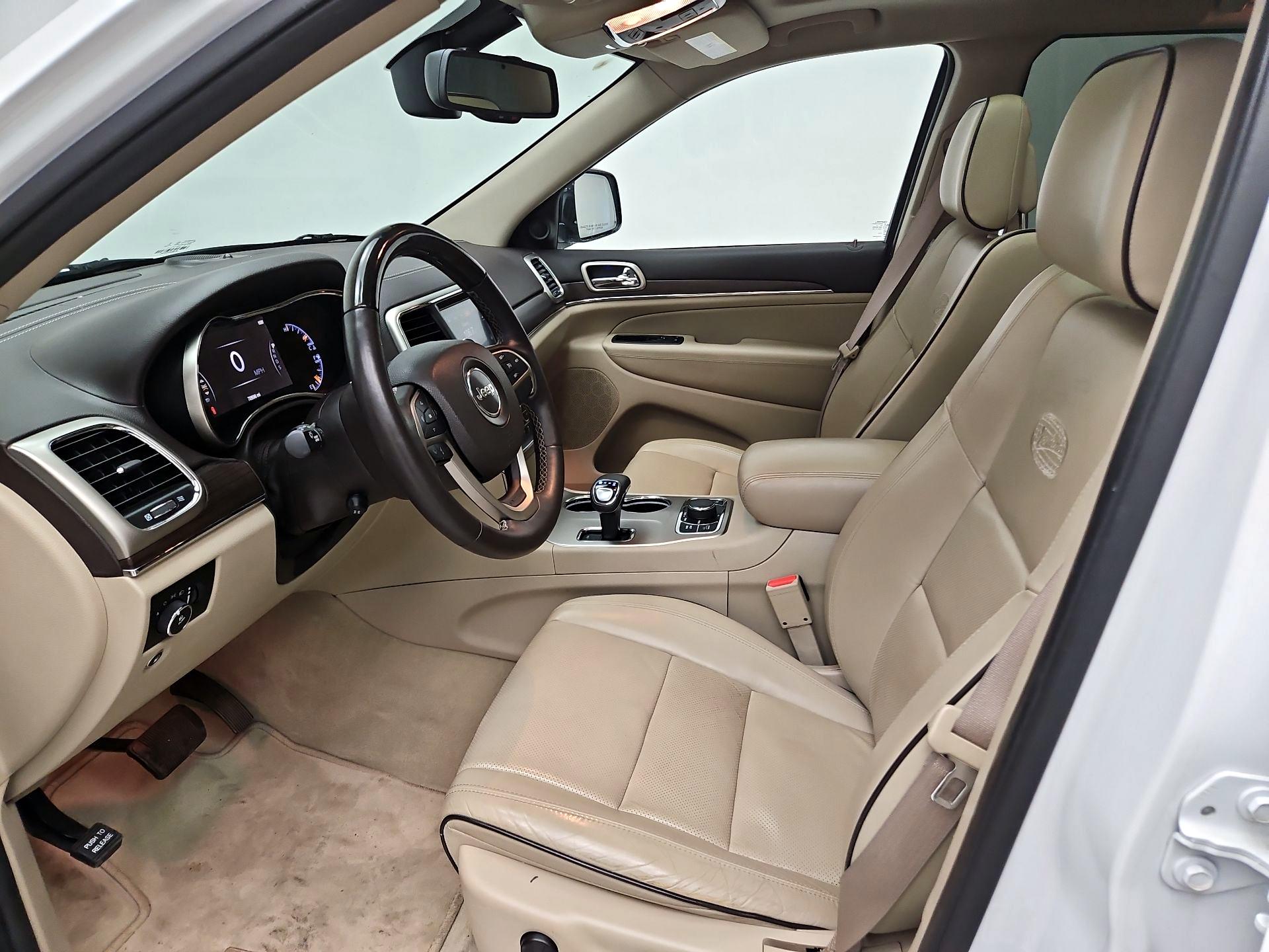 Thumbnail: 2014 Jeep Grand Cherokee - 11