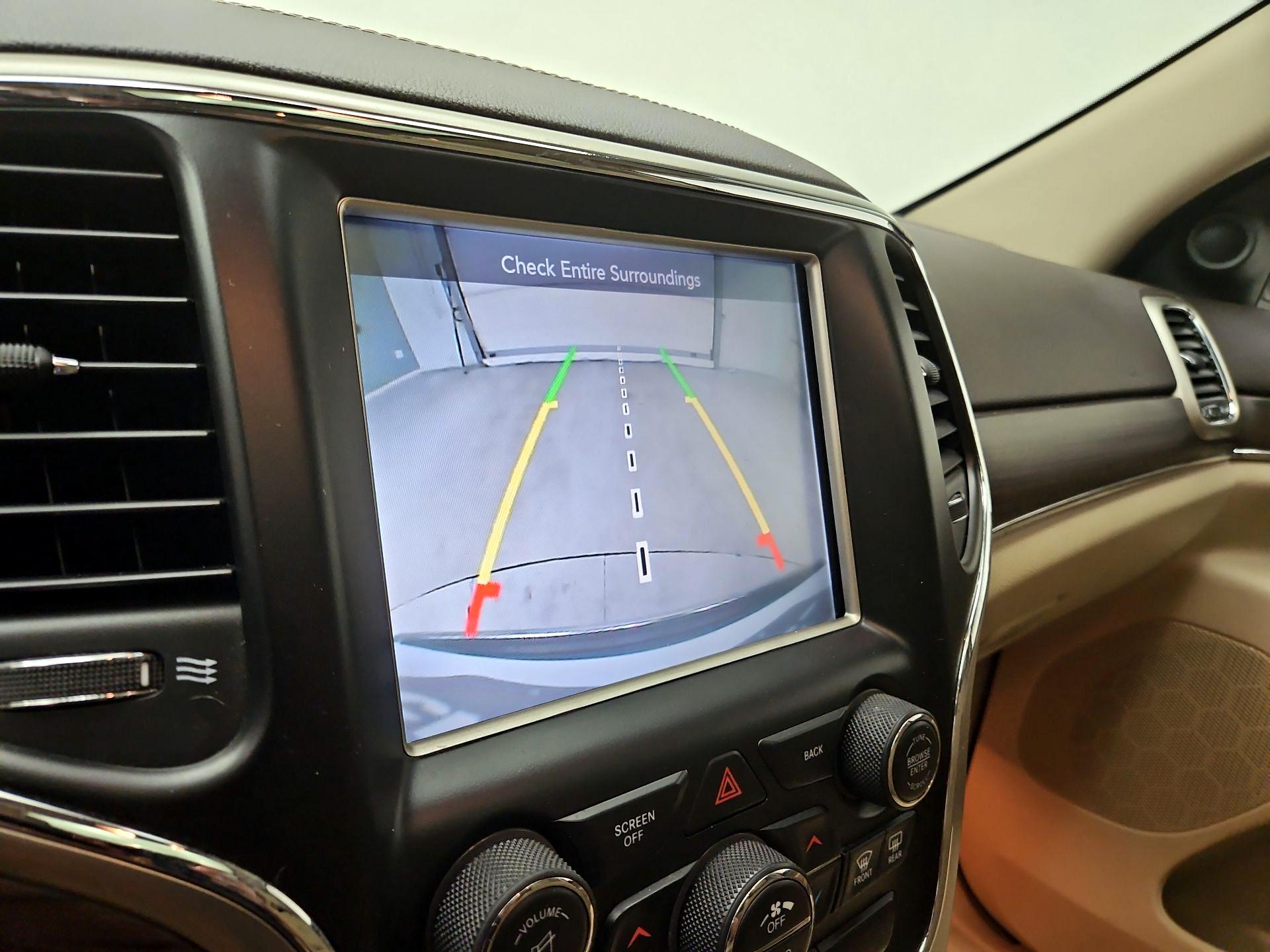 Thumbnail: 2014 Jeep Grand Cherokee - 15