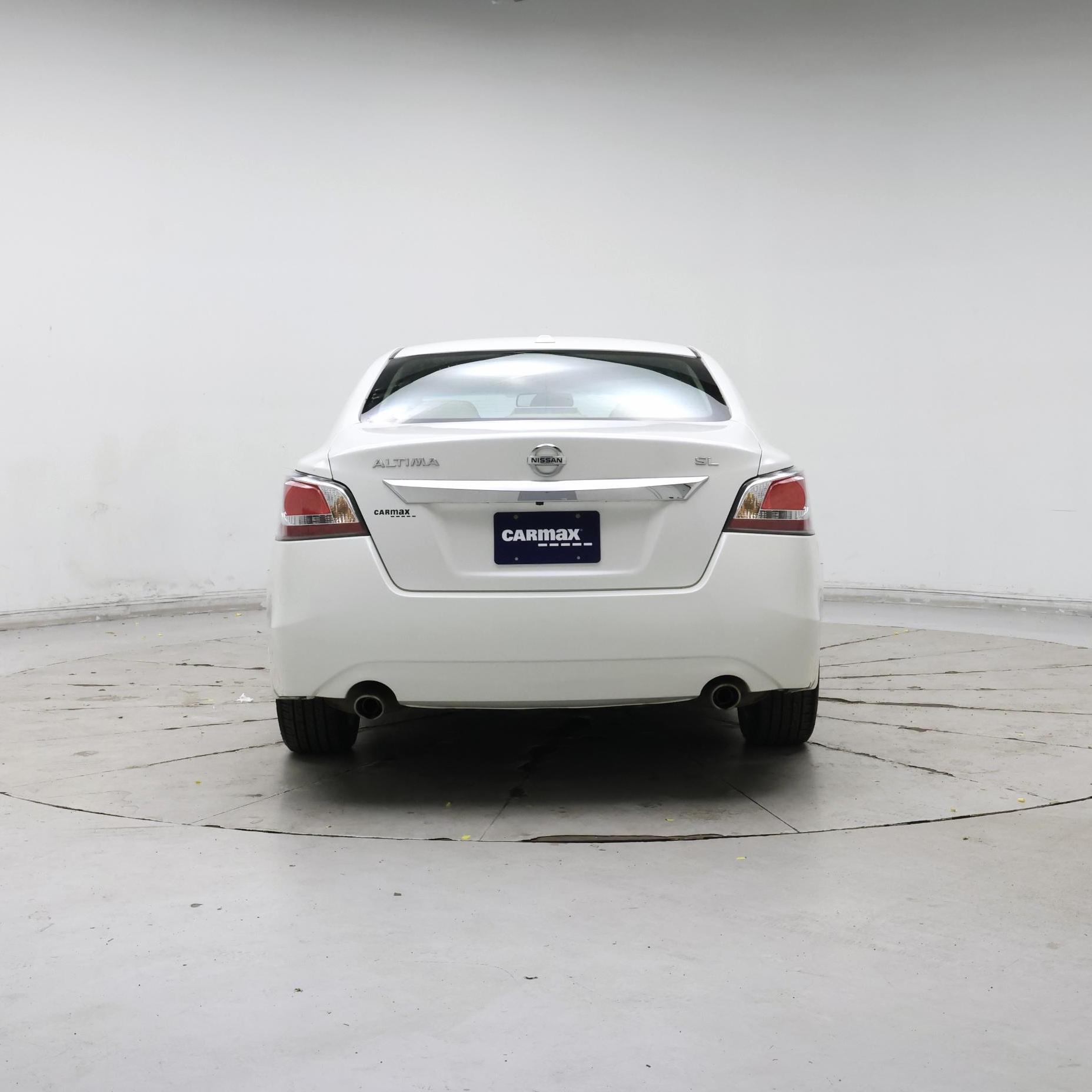 Thumbnail: 2015 Nissan Altima - 6