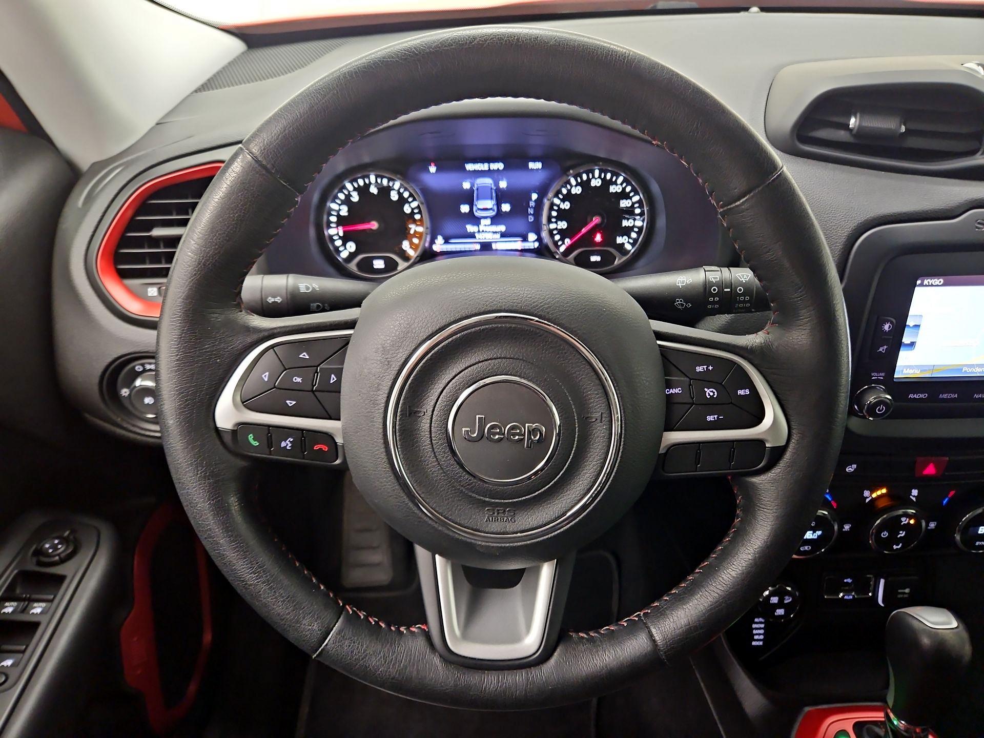 Thumbnail: 2016 Jeep Renegade - 10