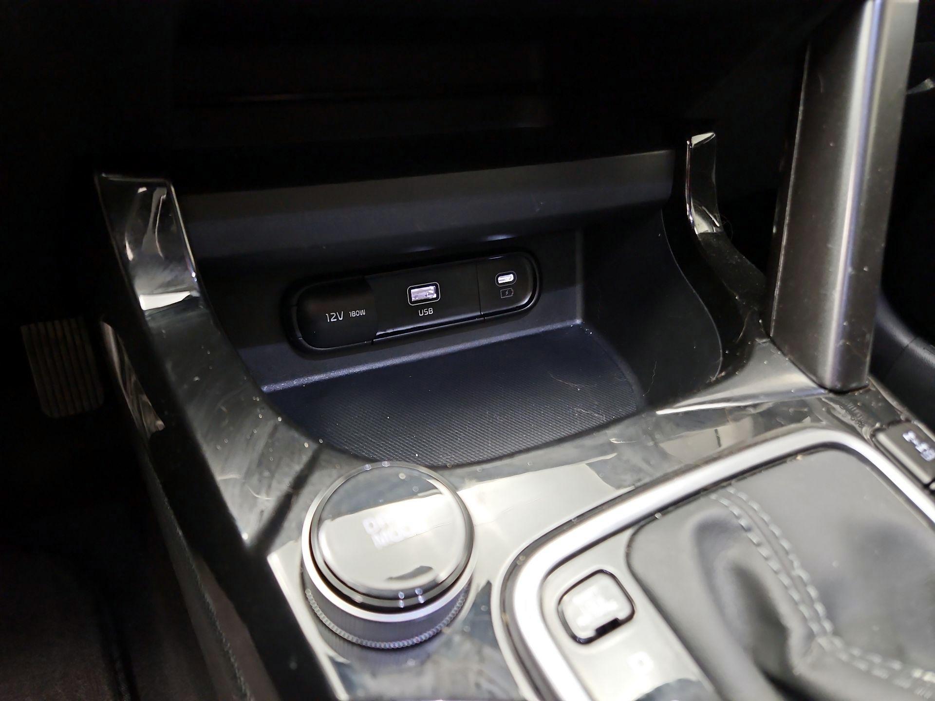 Thumbnail: 2025 Kia Seltos - 19