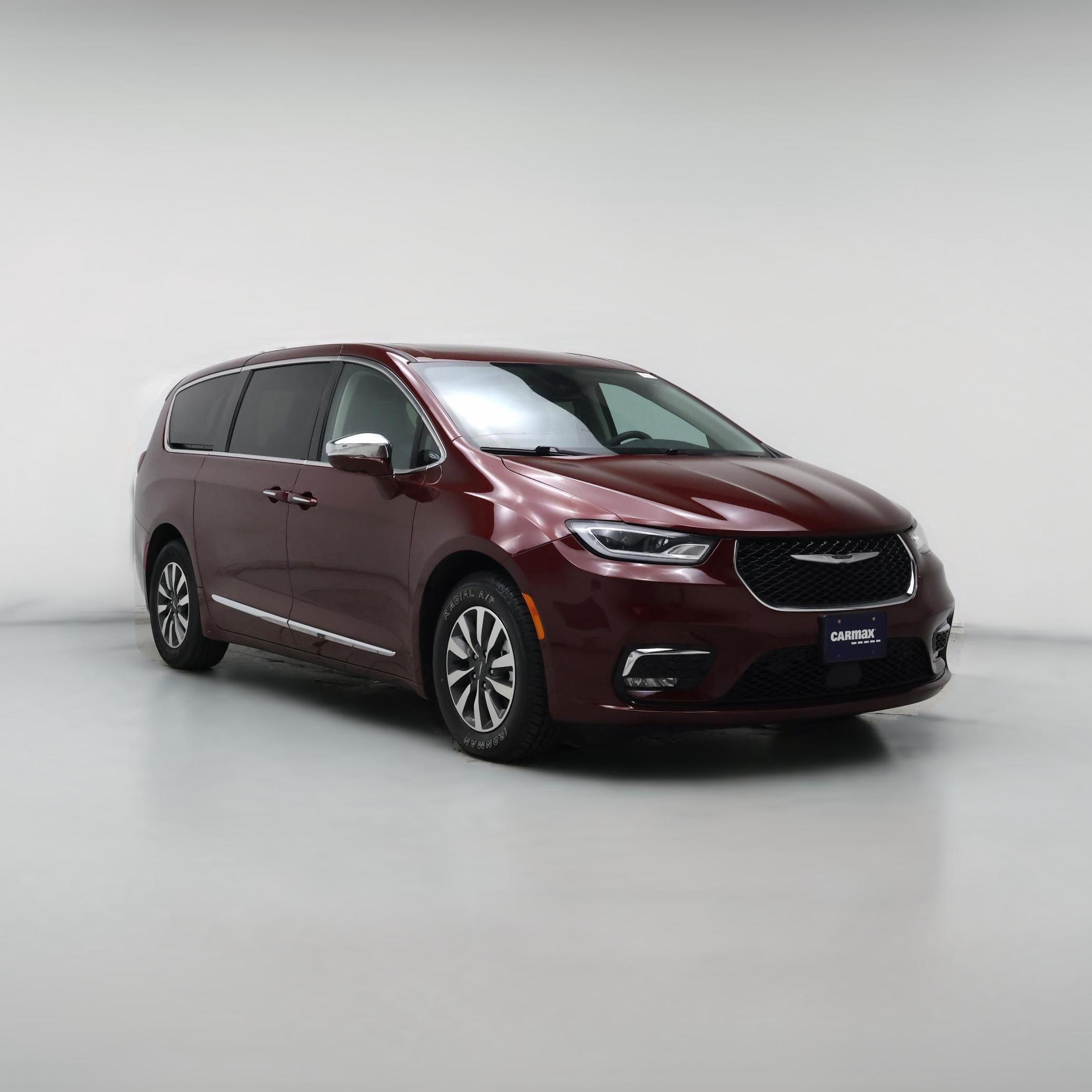 Thumbnail: 2022 Chrysler Pacifica - 1