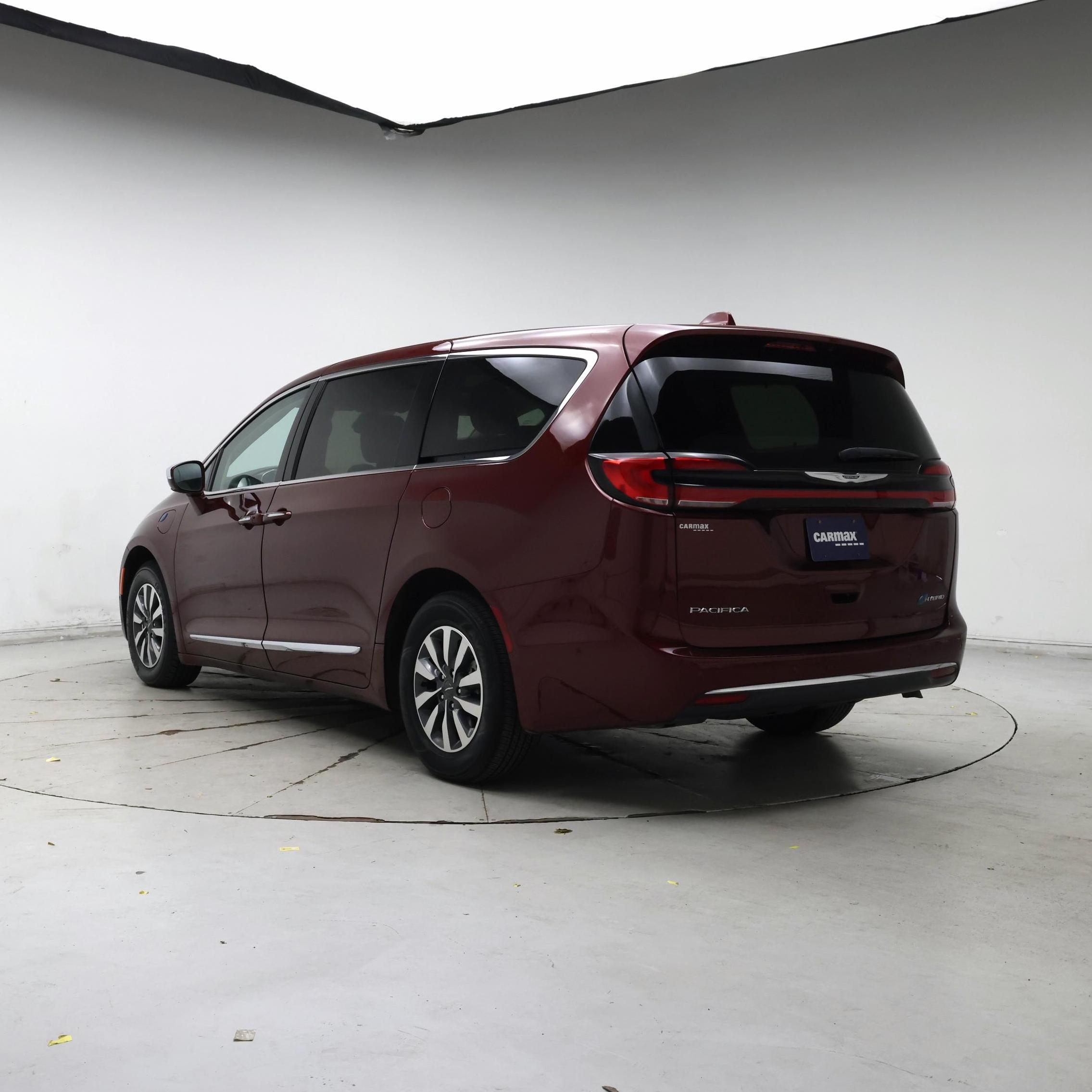 Thumbnail: 2022 Chrysler Pacifica - 2