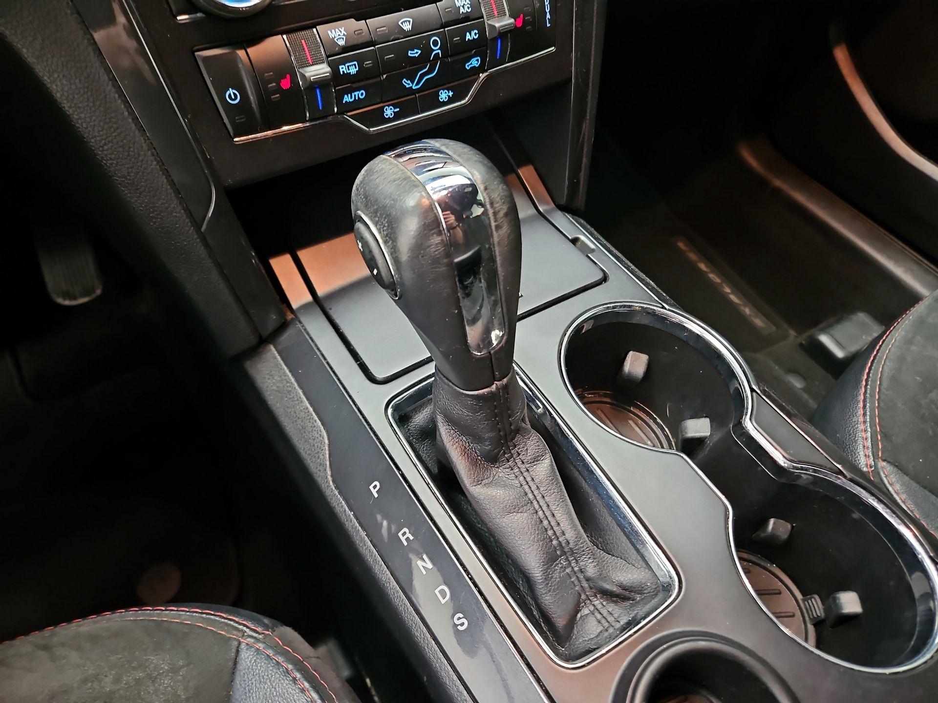 Thumbnail: 2019 Ford Explorer - 18