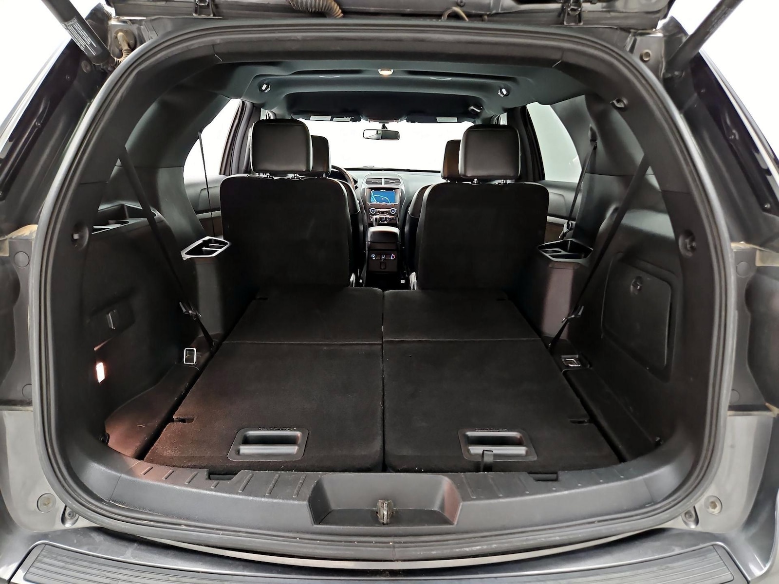 2019 Ford Explorer XLT - Photo 24