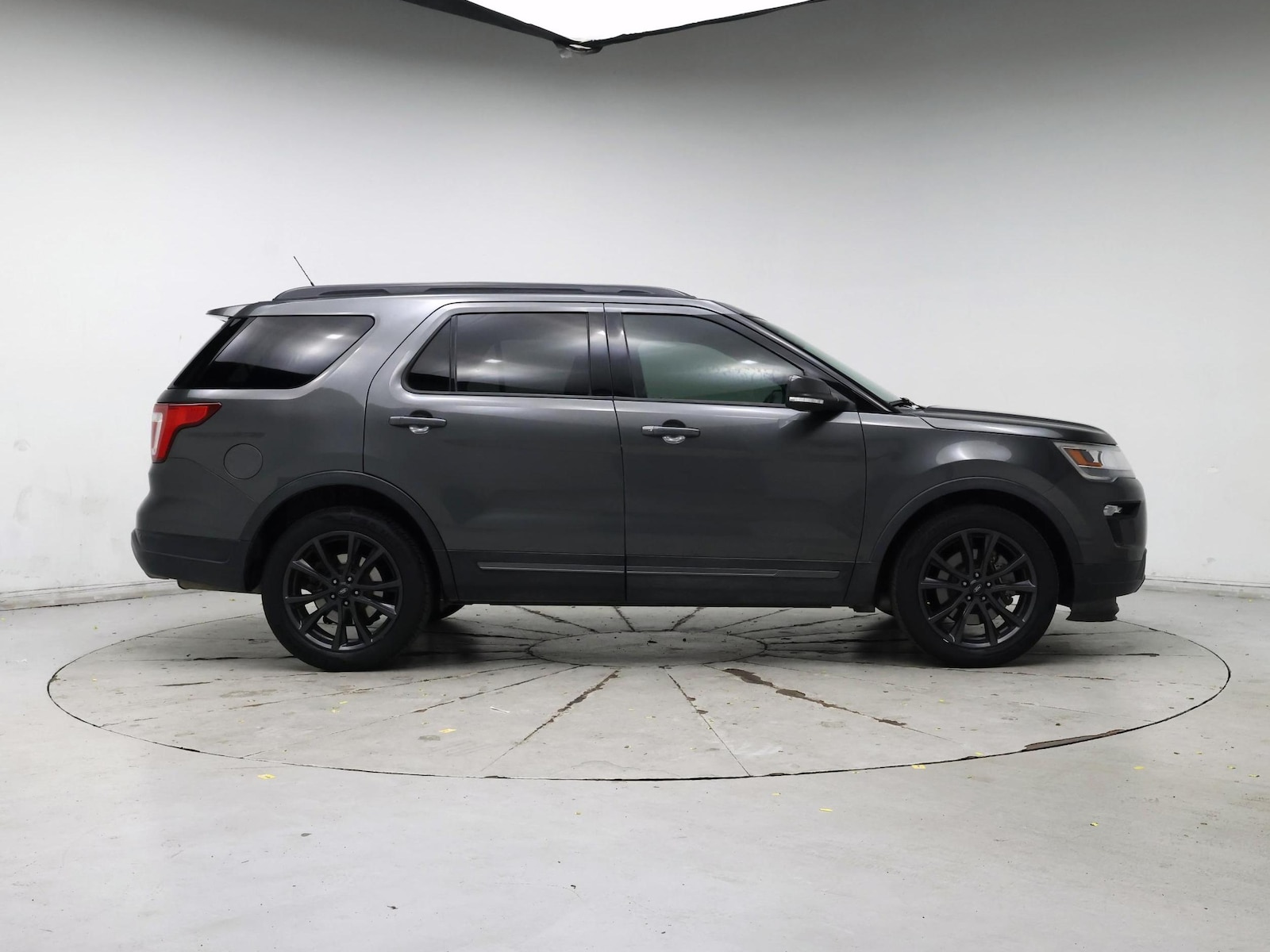 2019 Ford Explorer XLT - Photo 8