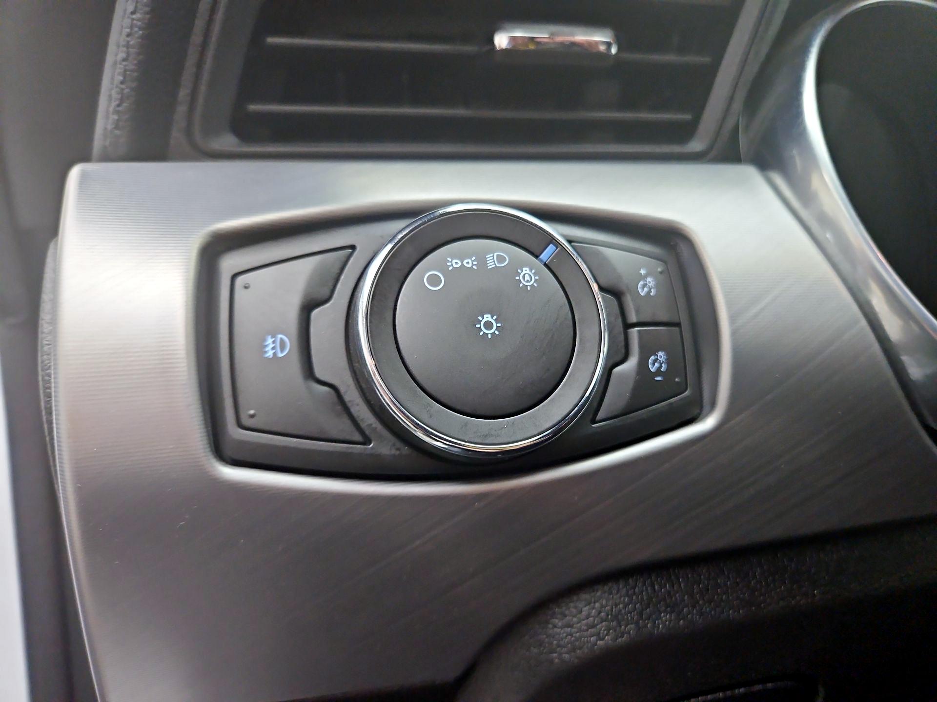 Thumbnail: 2022 Ford Mustang - 13