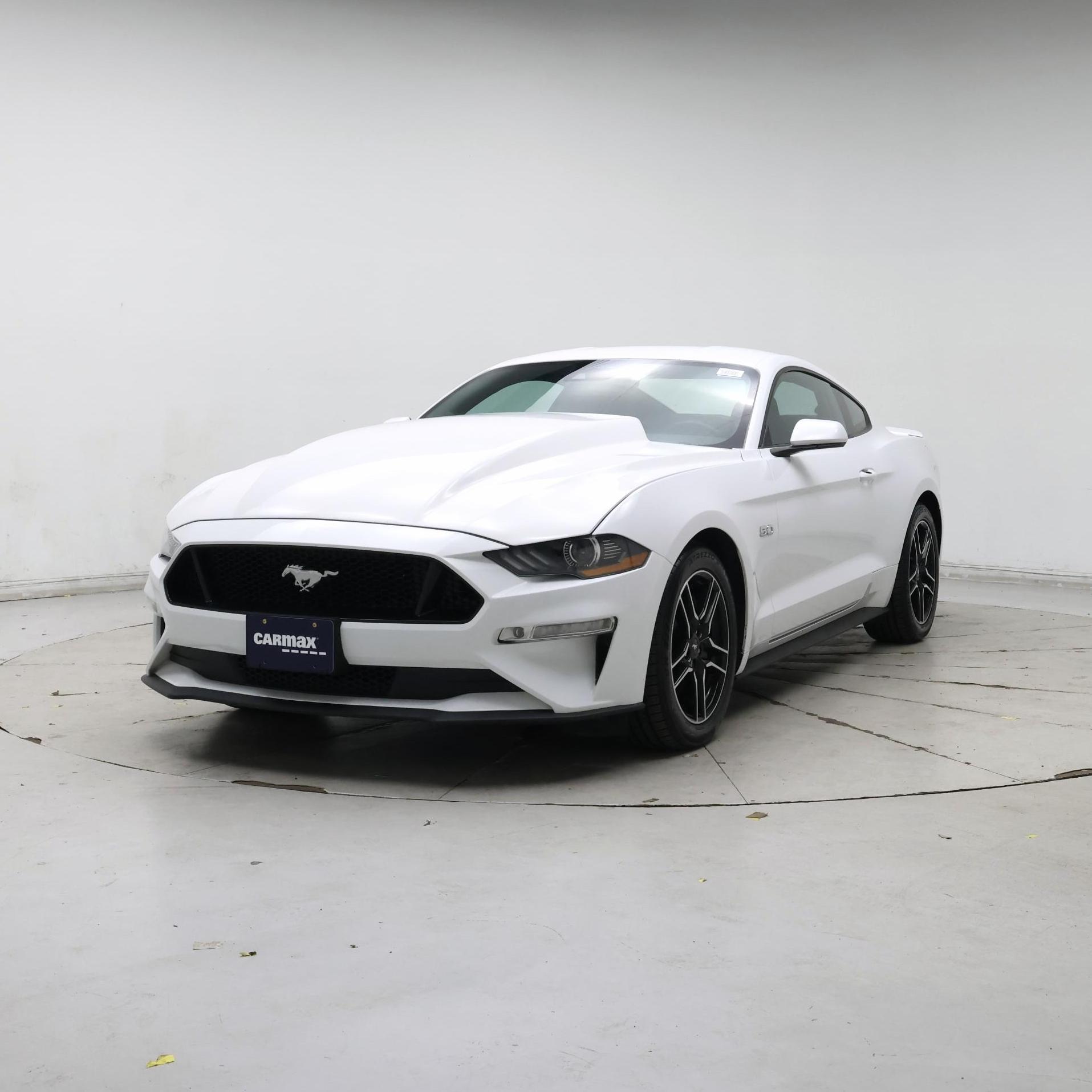 Thumbnail: 2022 Ford Mustang - 4