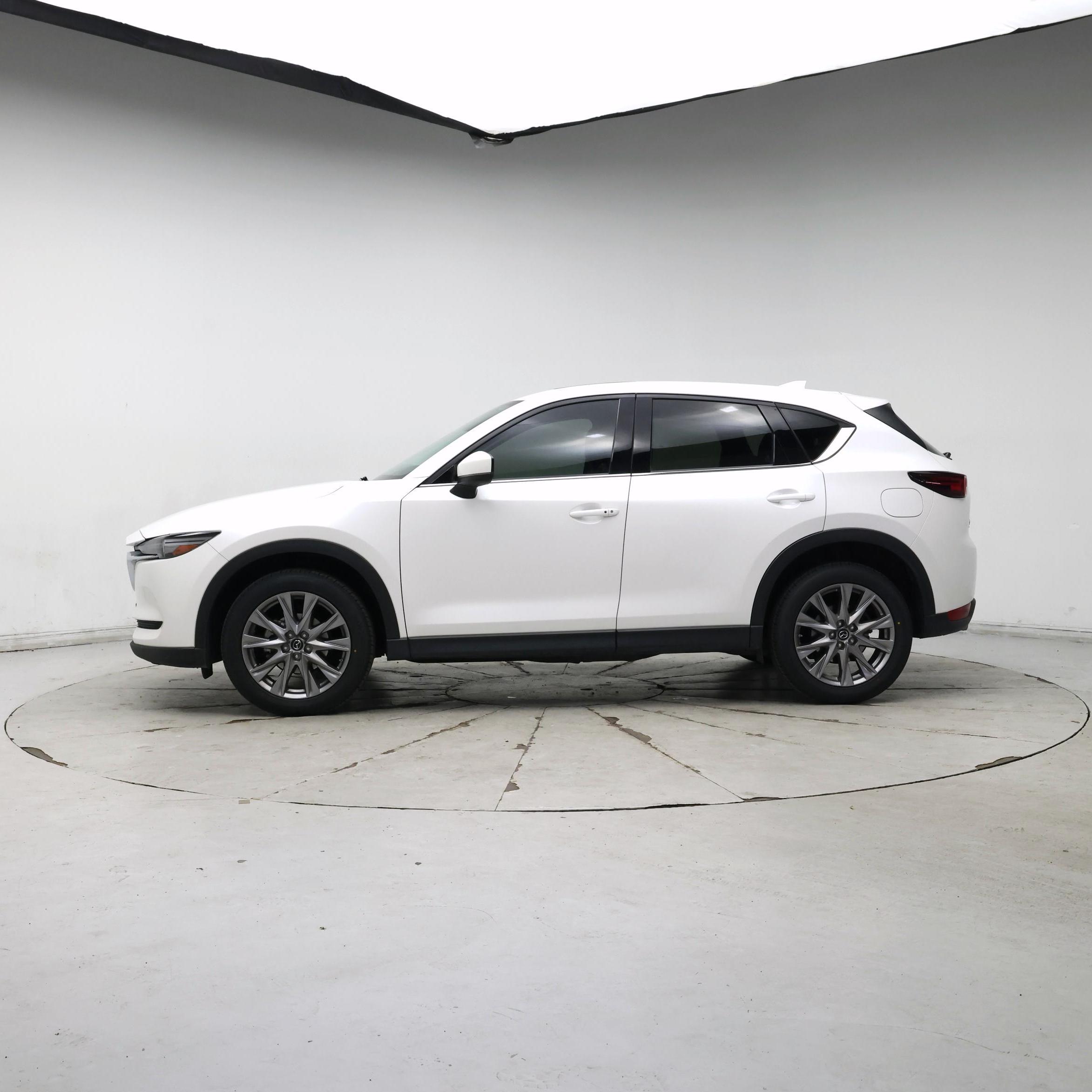 Thumbnail: 2020 Mazda CX-5 - 3
