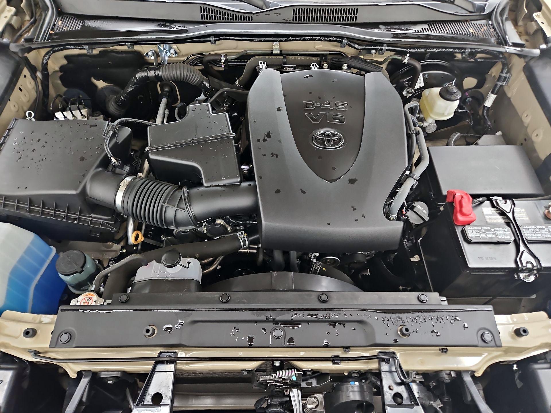 Thumbnail: 2020 Toyota Tacoma - 19