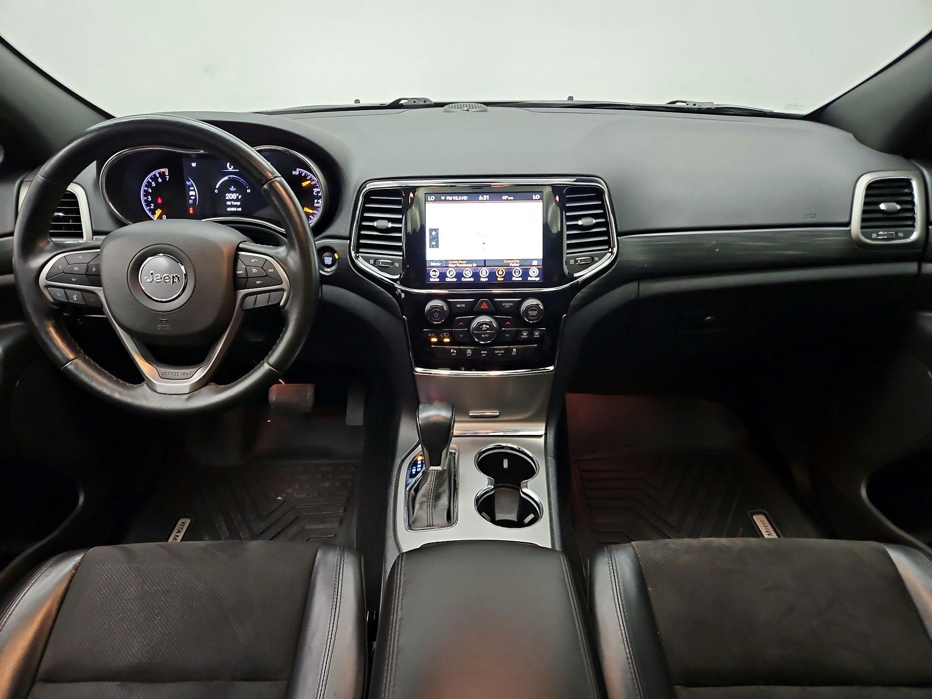 Thumbnail: 2020 Jeep Grand Cherokee - 9